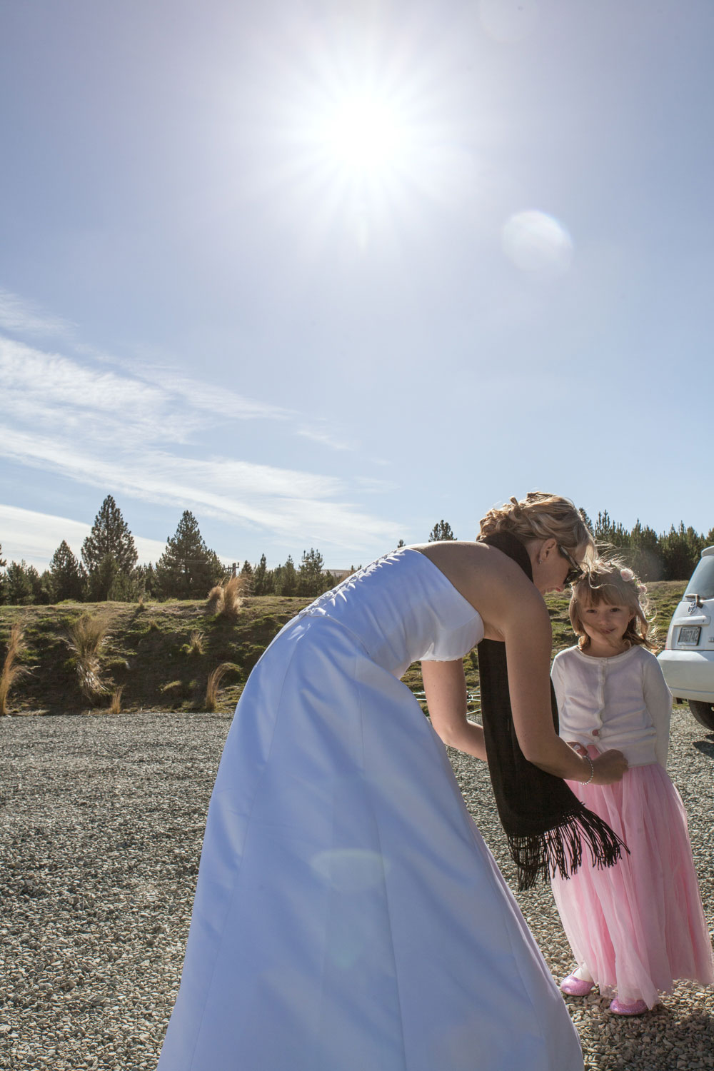 new zealand wedding bride and daughter