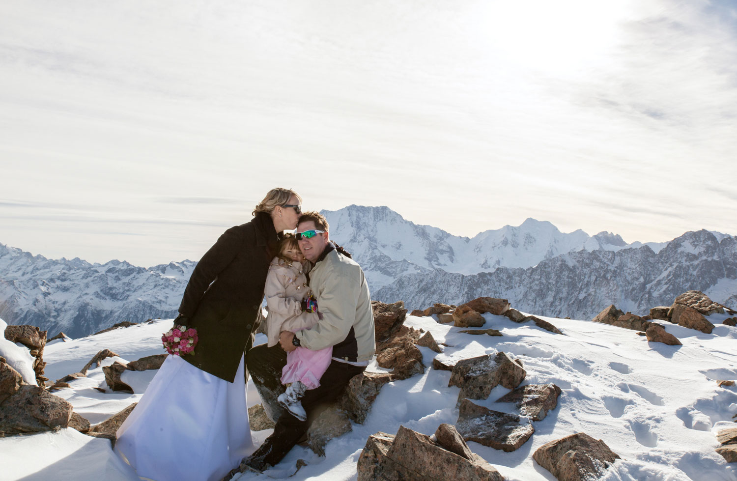 mount cook wedding couple on mountain