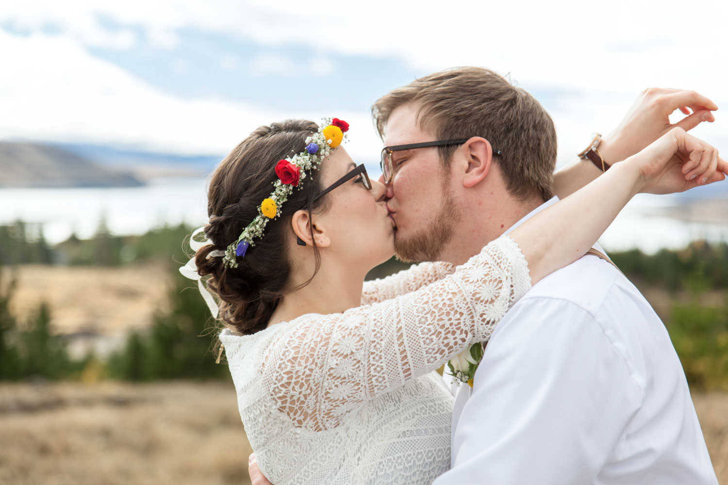 destination wedding bride and groom kissing