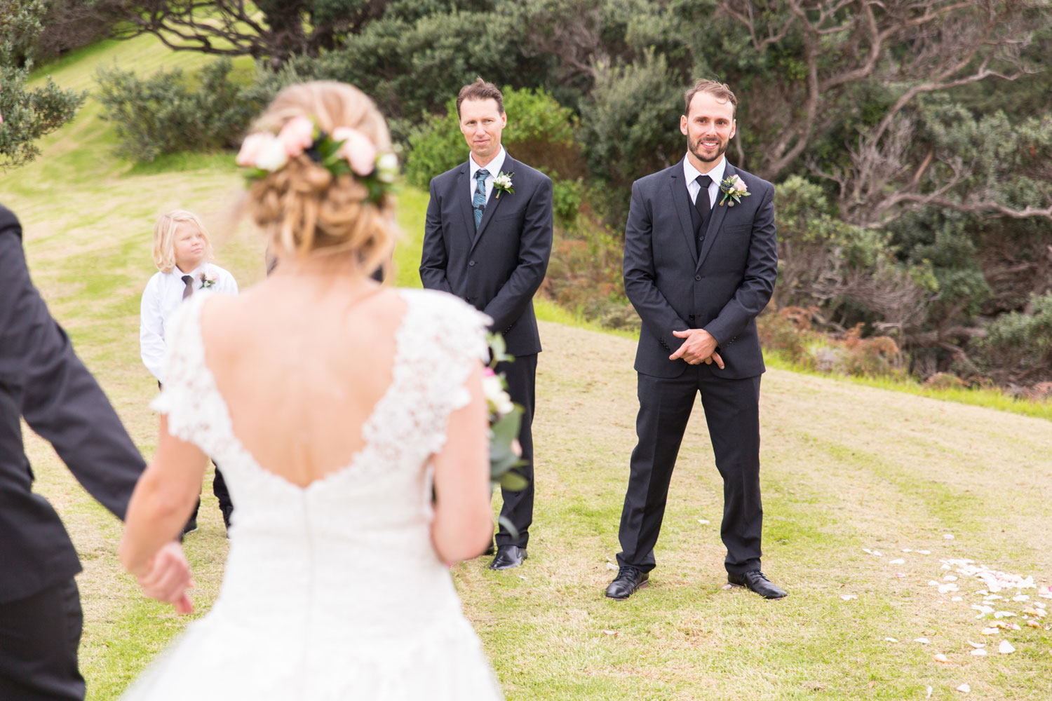 bay of islands wedding groom reaction to bride arriving