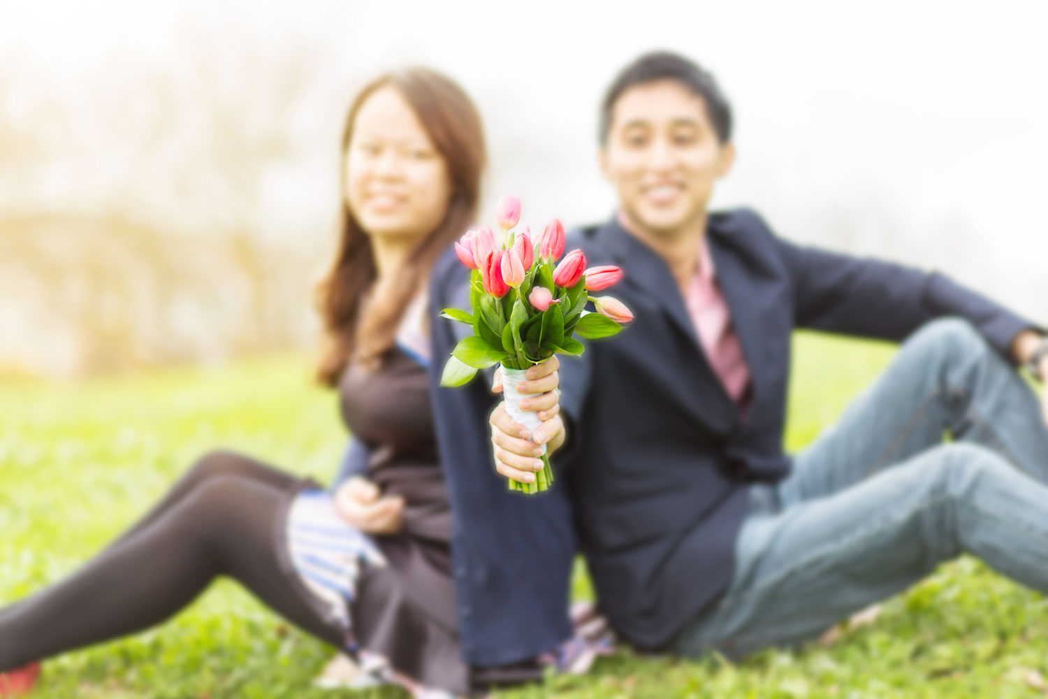 auckland engagement session couple with bouquet