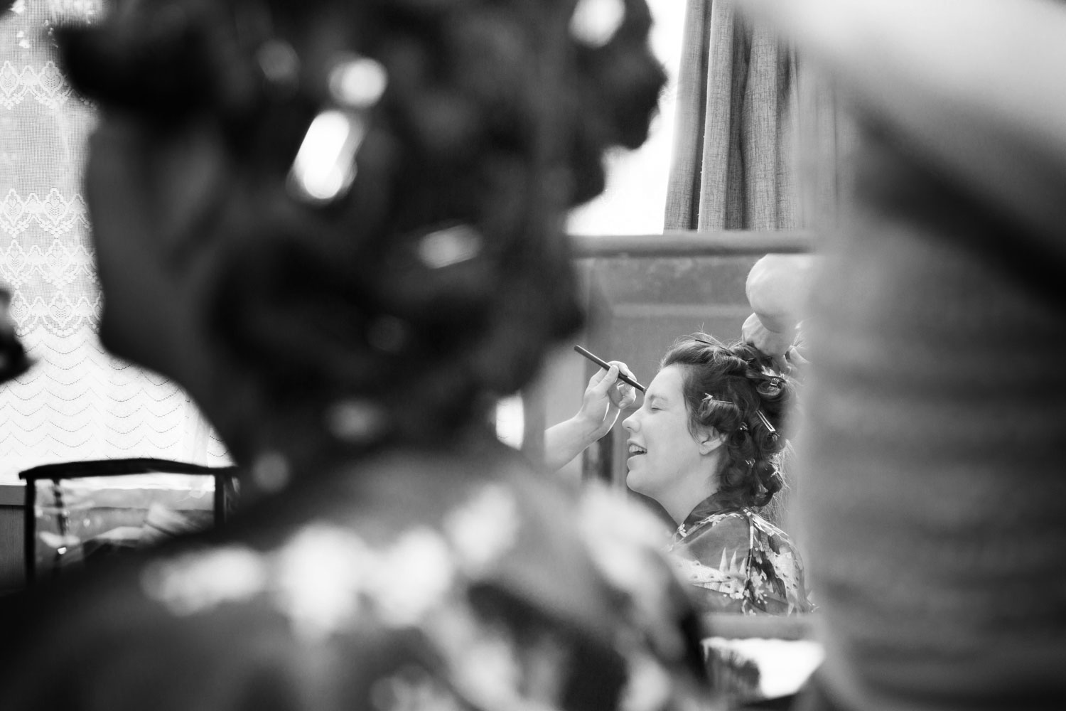 auckland wedding bride getting ready