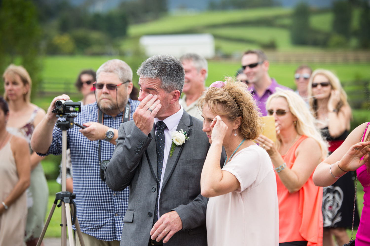 parents of the bride cry wedding ceremony
