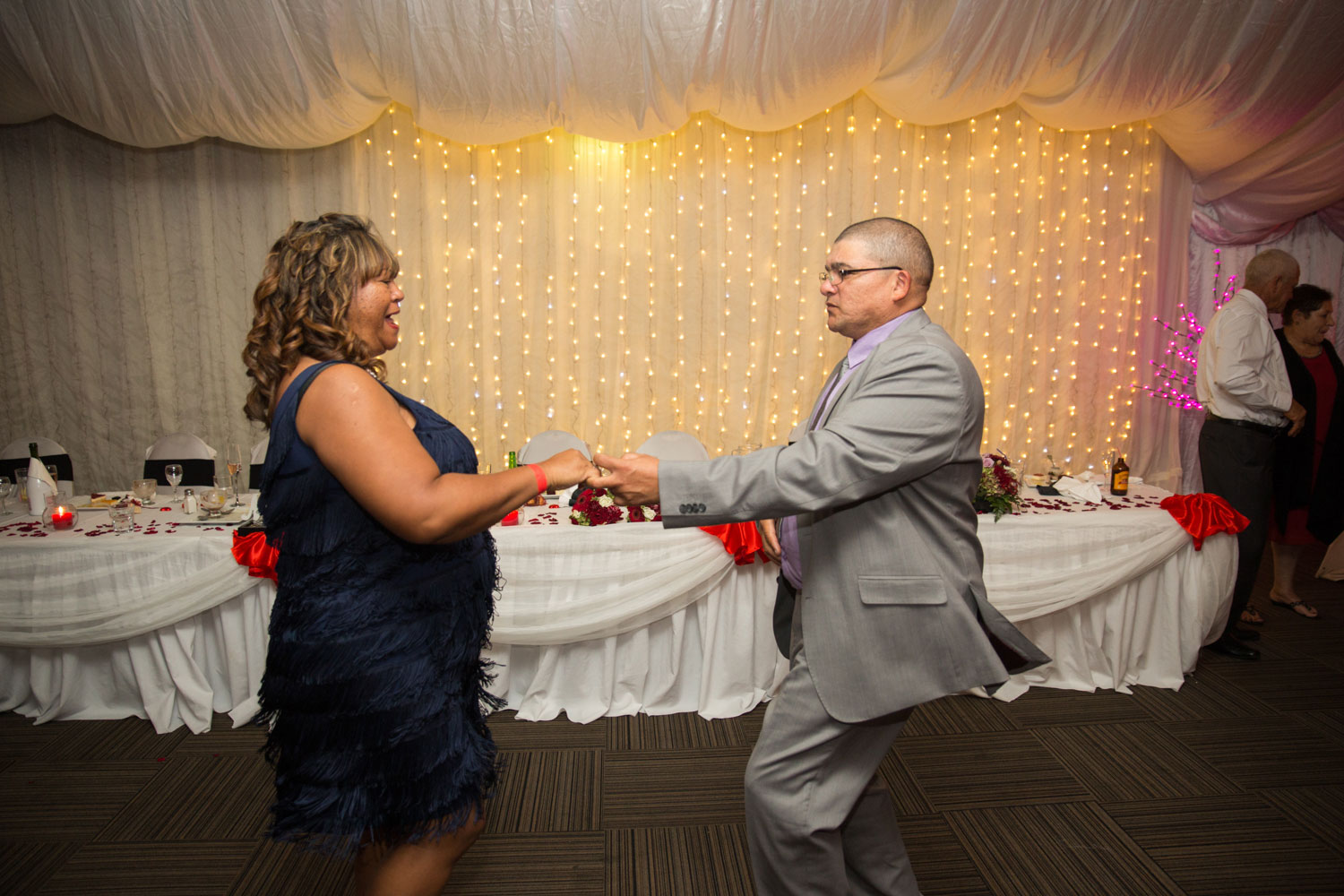 auckland wedding parent dance together