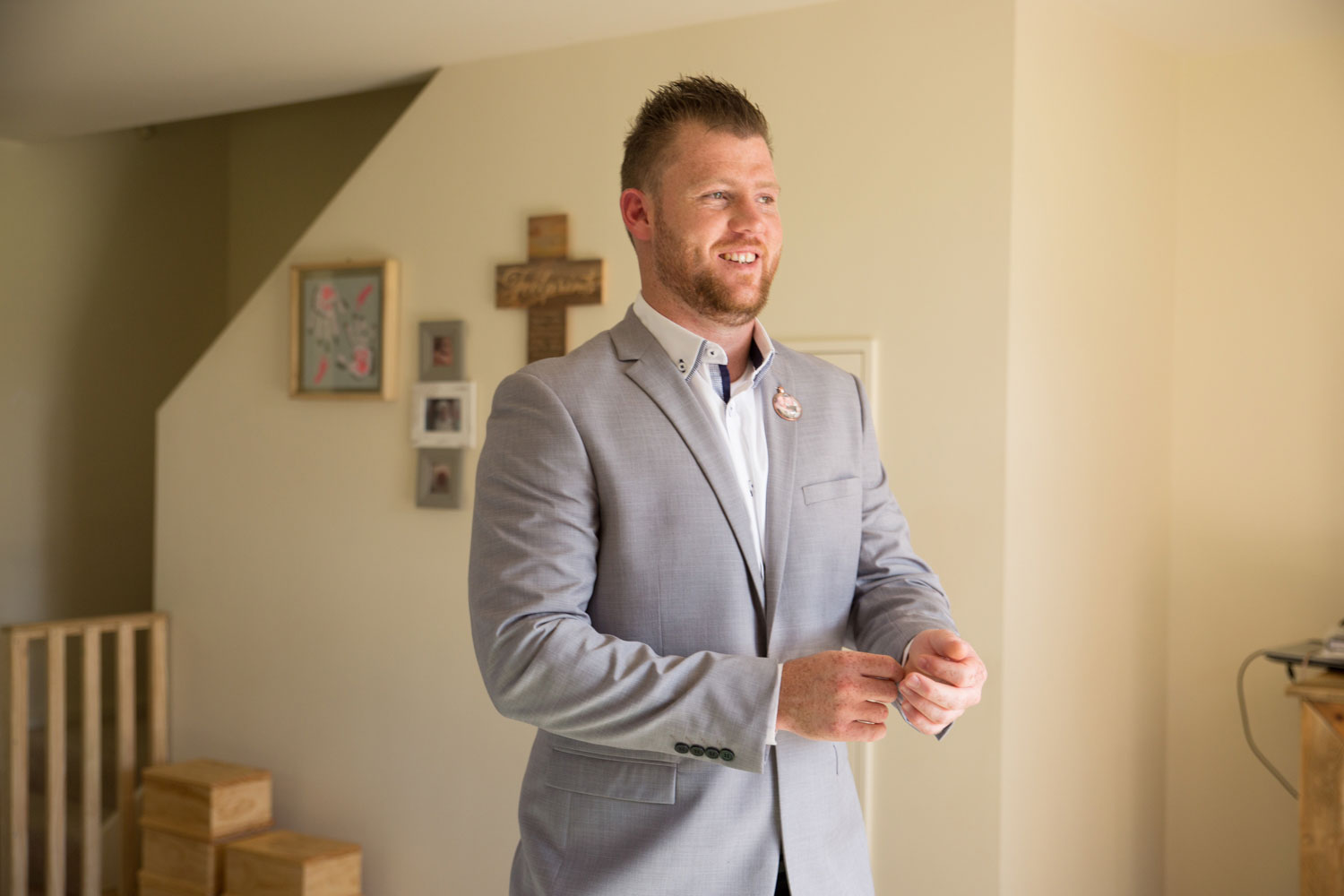 auckland wedding groom getting ready