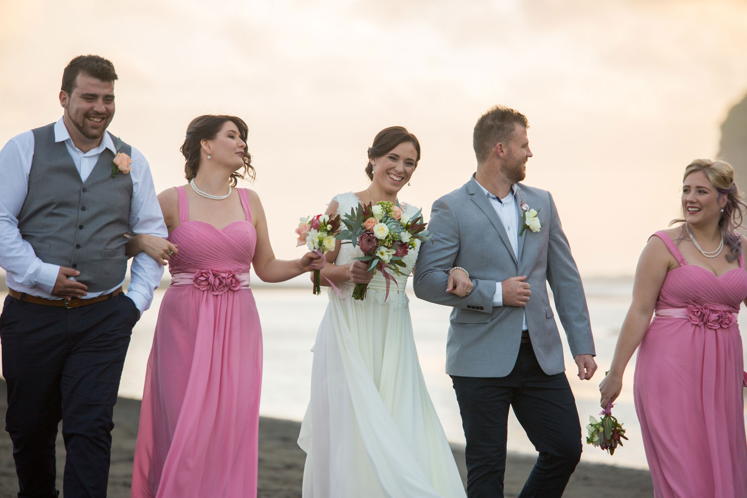 bride laughing at jokes bethells beach