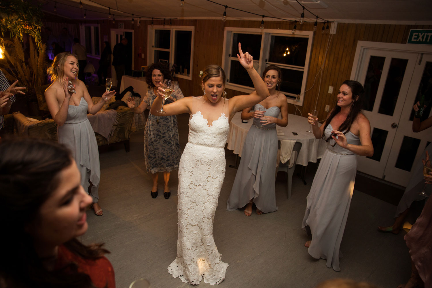 auckland wedding bride dancing
