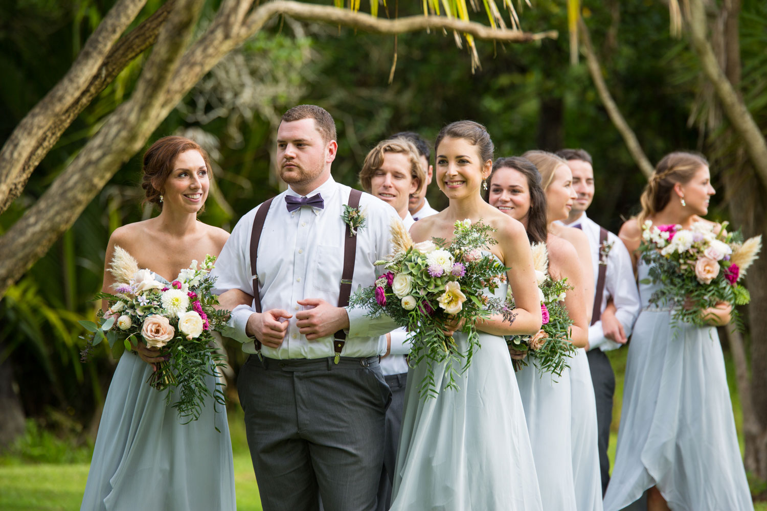 auckland wedding bridal party arrives