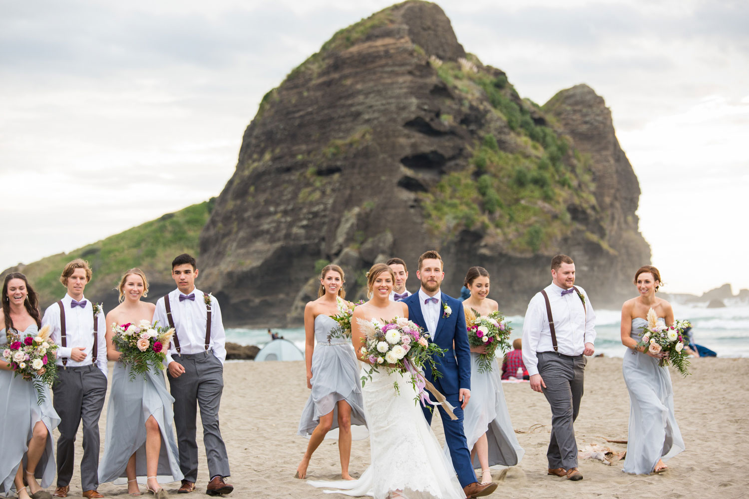 auckland wedding bridal part photos with lion rock