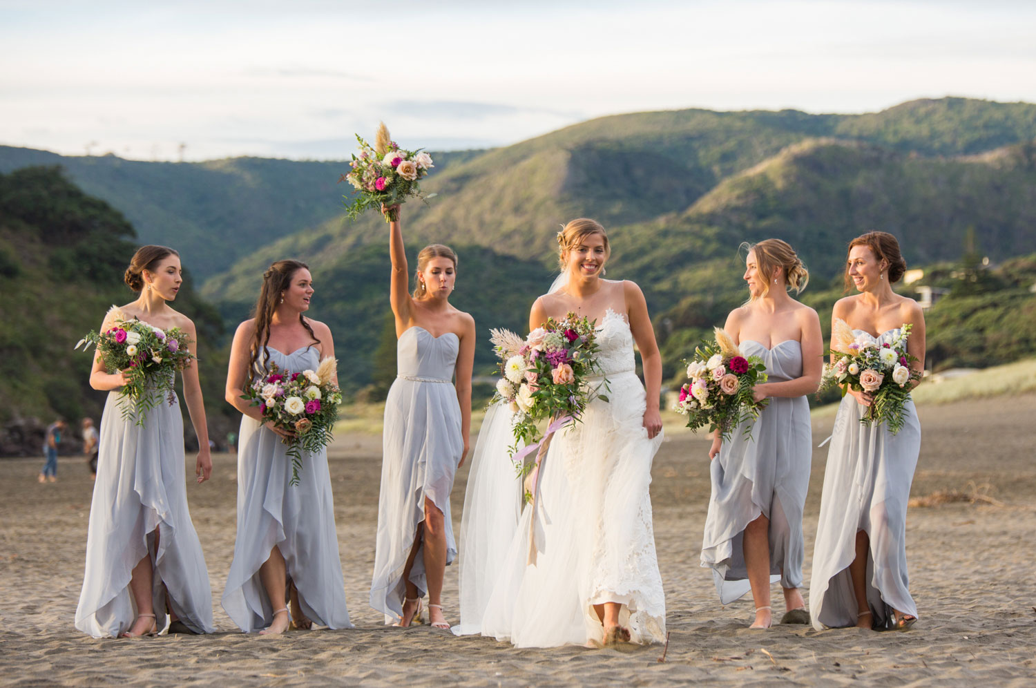 auckland wedding bride and bridesmaids