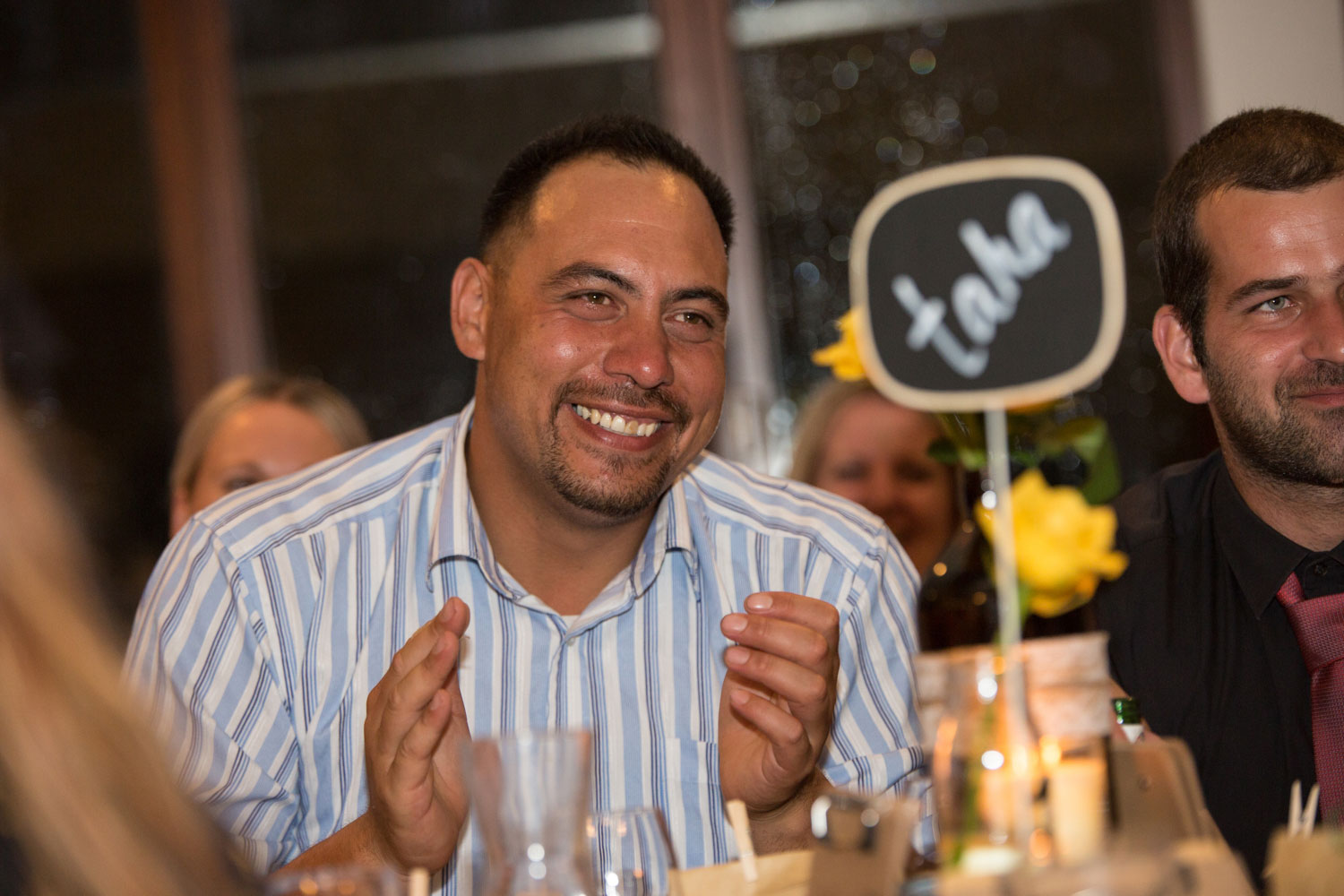 gracehill auckland wedding guest clapping at speech