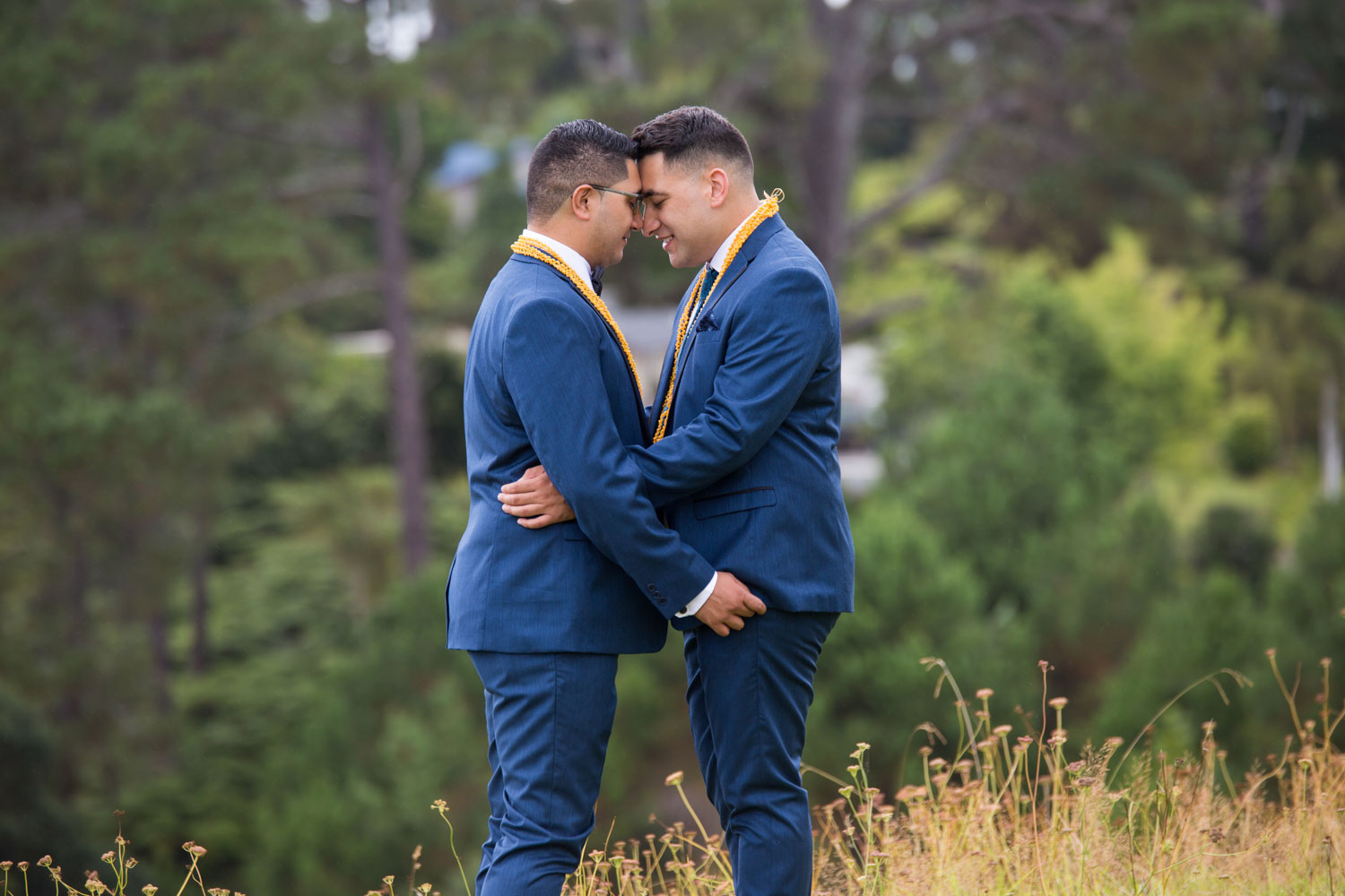 auckland wedding grooms intimate moment
