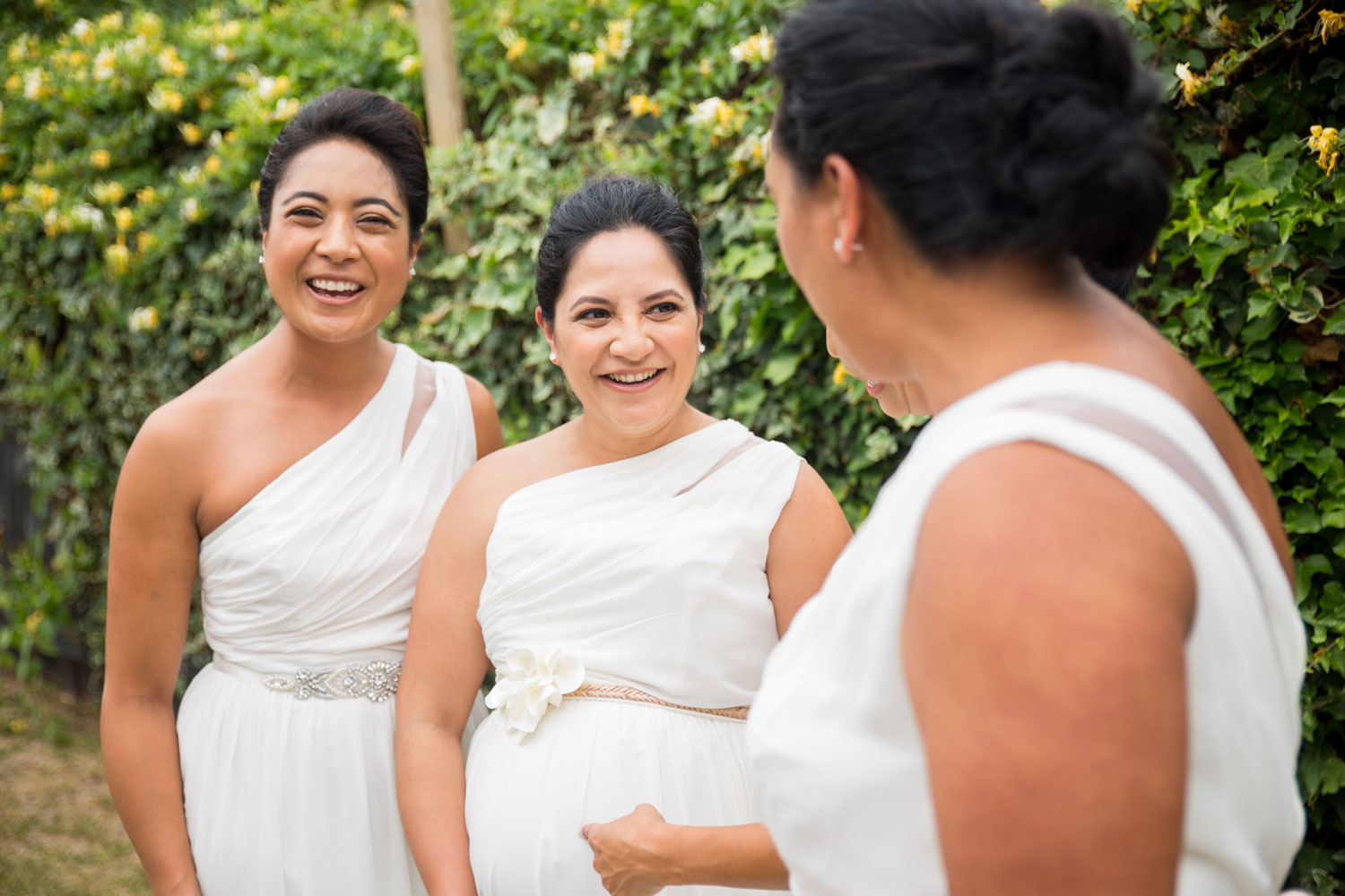 auckland wedding bridesmaids chatting