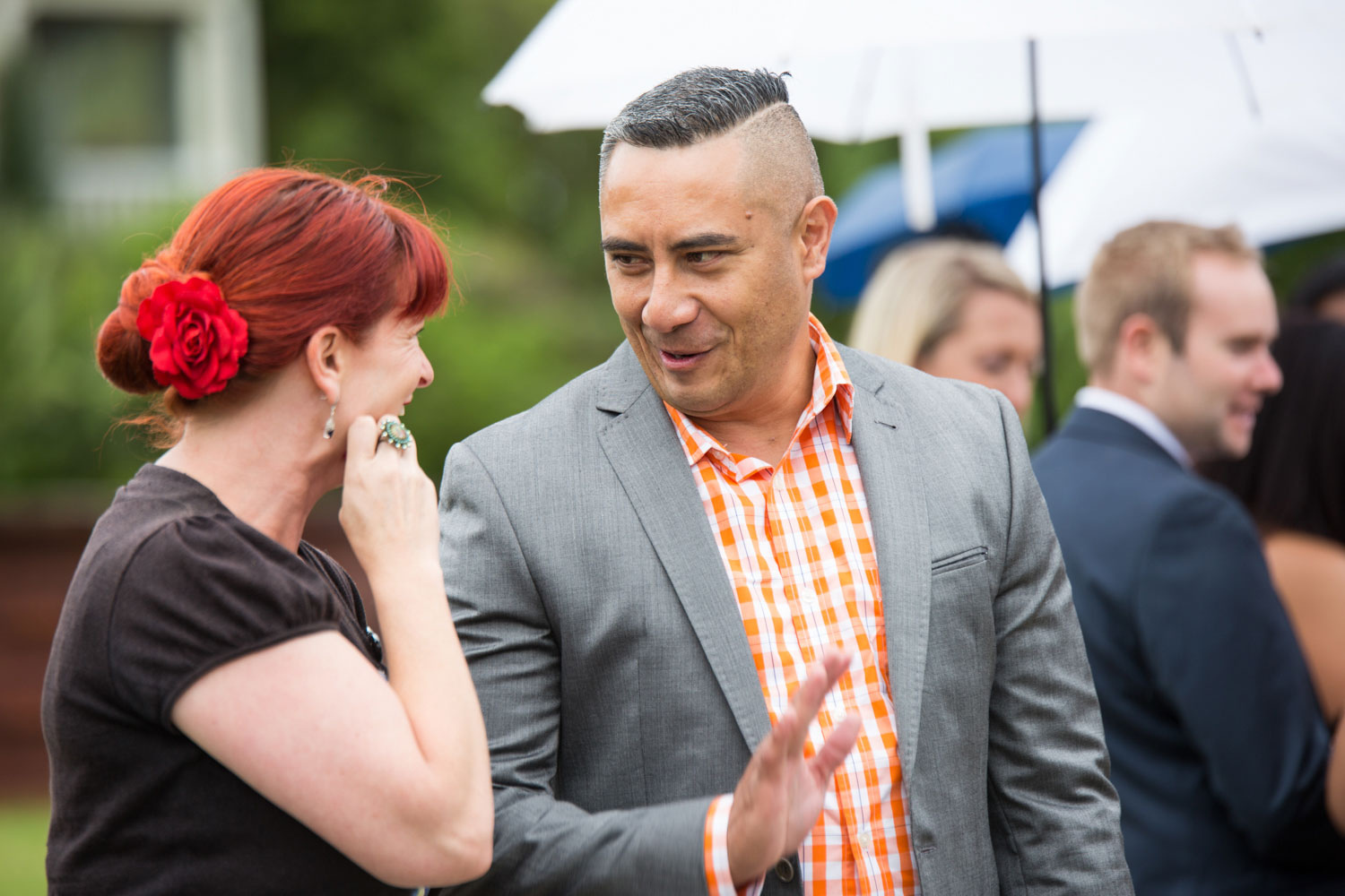 gracehill auckland wedding emcee mingling with guests