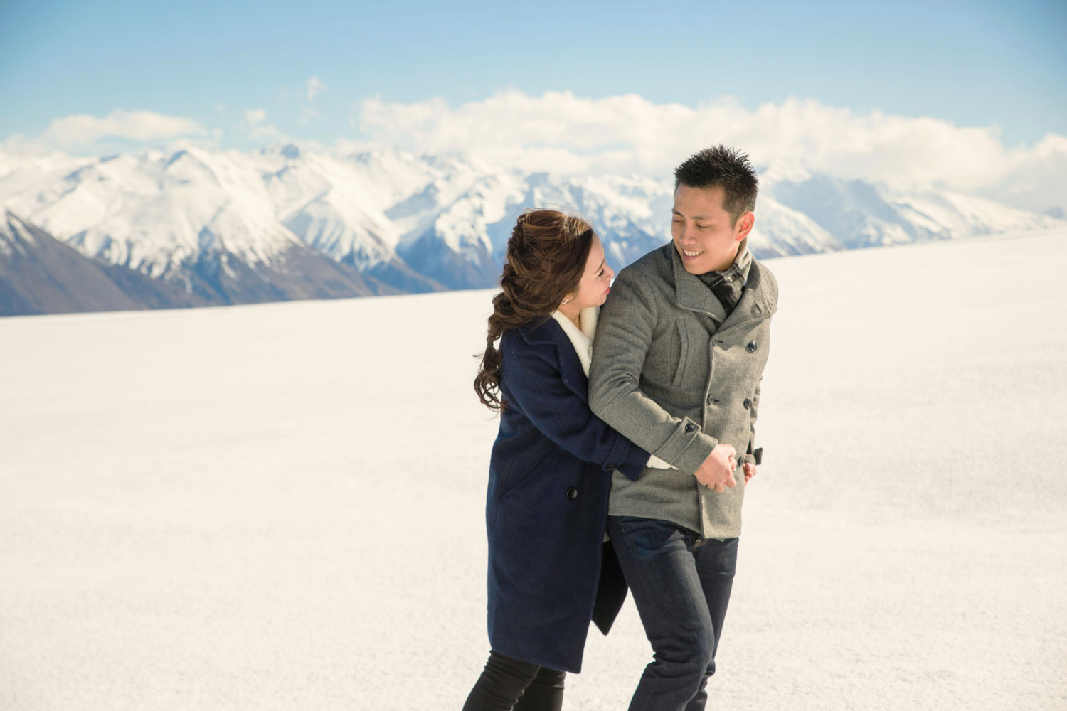 new zealand pre-wedding shoot in the snow
