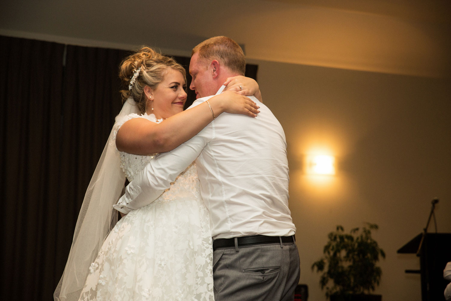 hamilton wedding bride and groom first dance