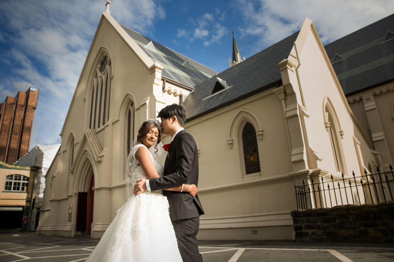 auckland wedding bride and groom outside st patricks cathedral