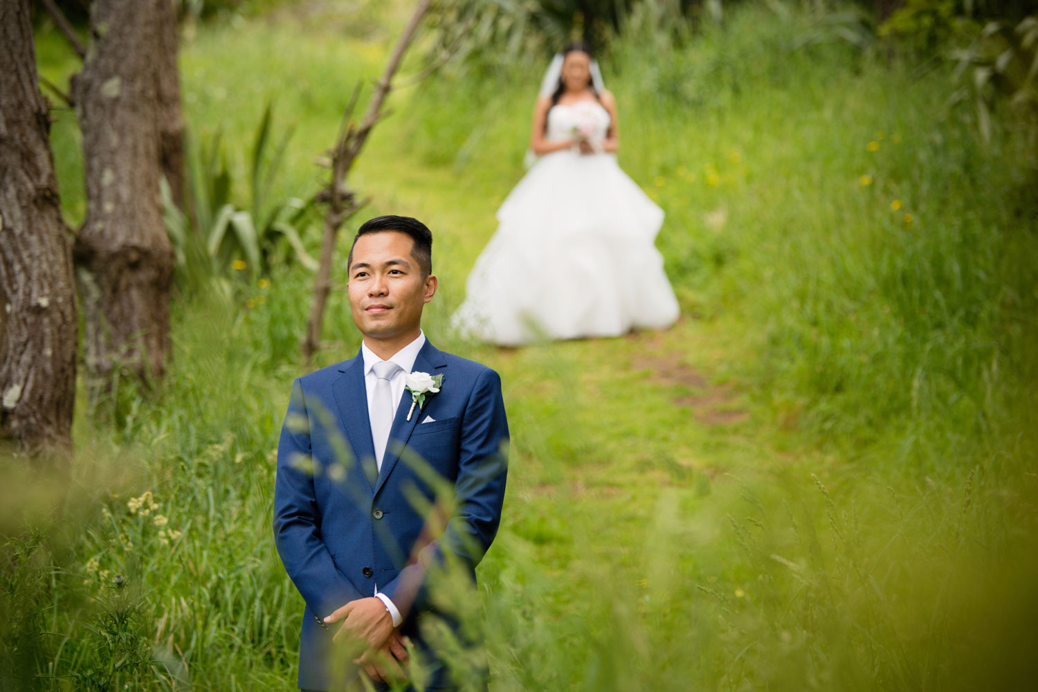 castaways waiuku wedding bride and groom first look
