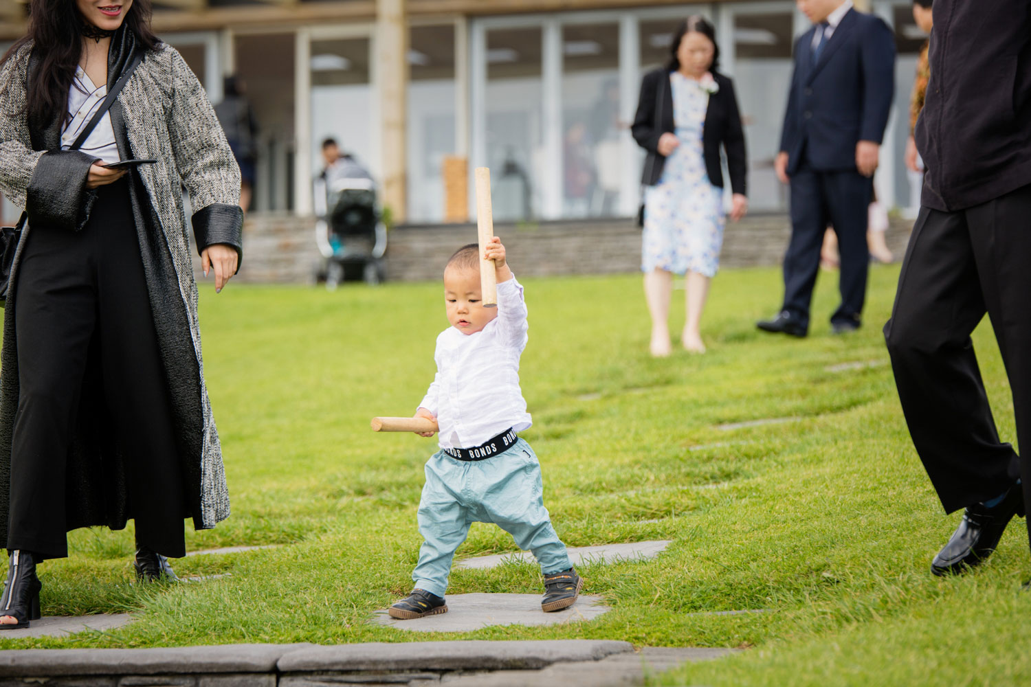 castaways waiuku wedding children having fun