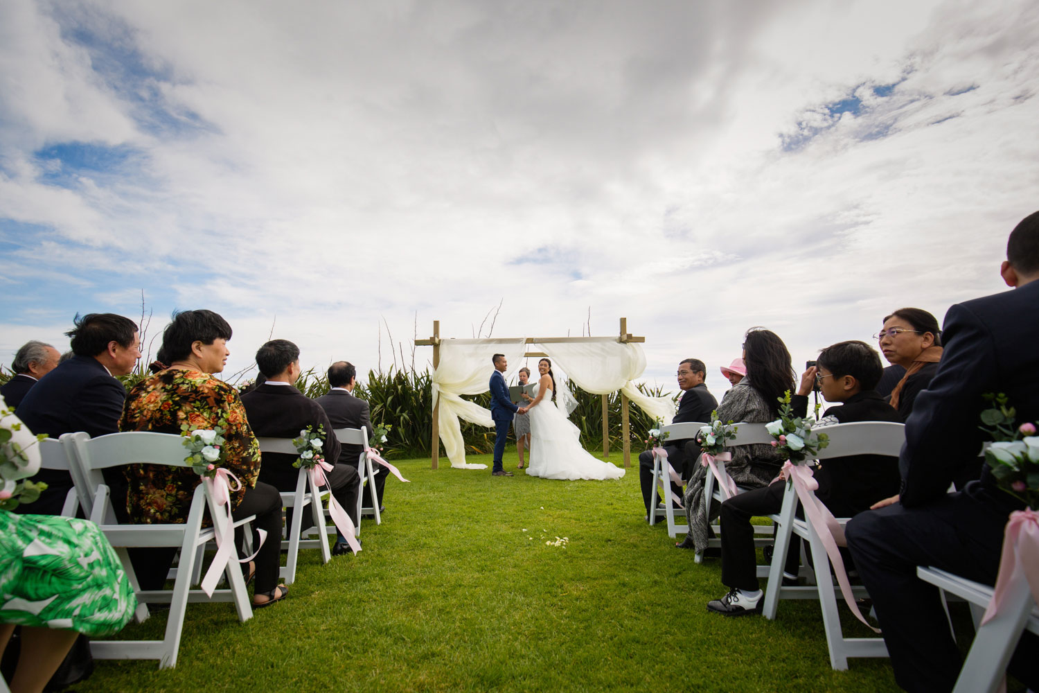 castaways waiuku wedding ceremony