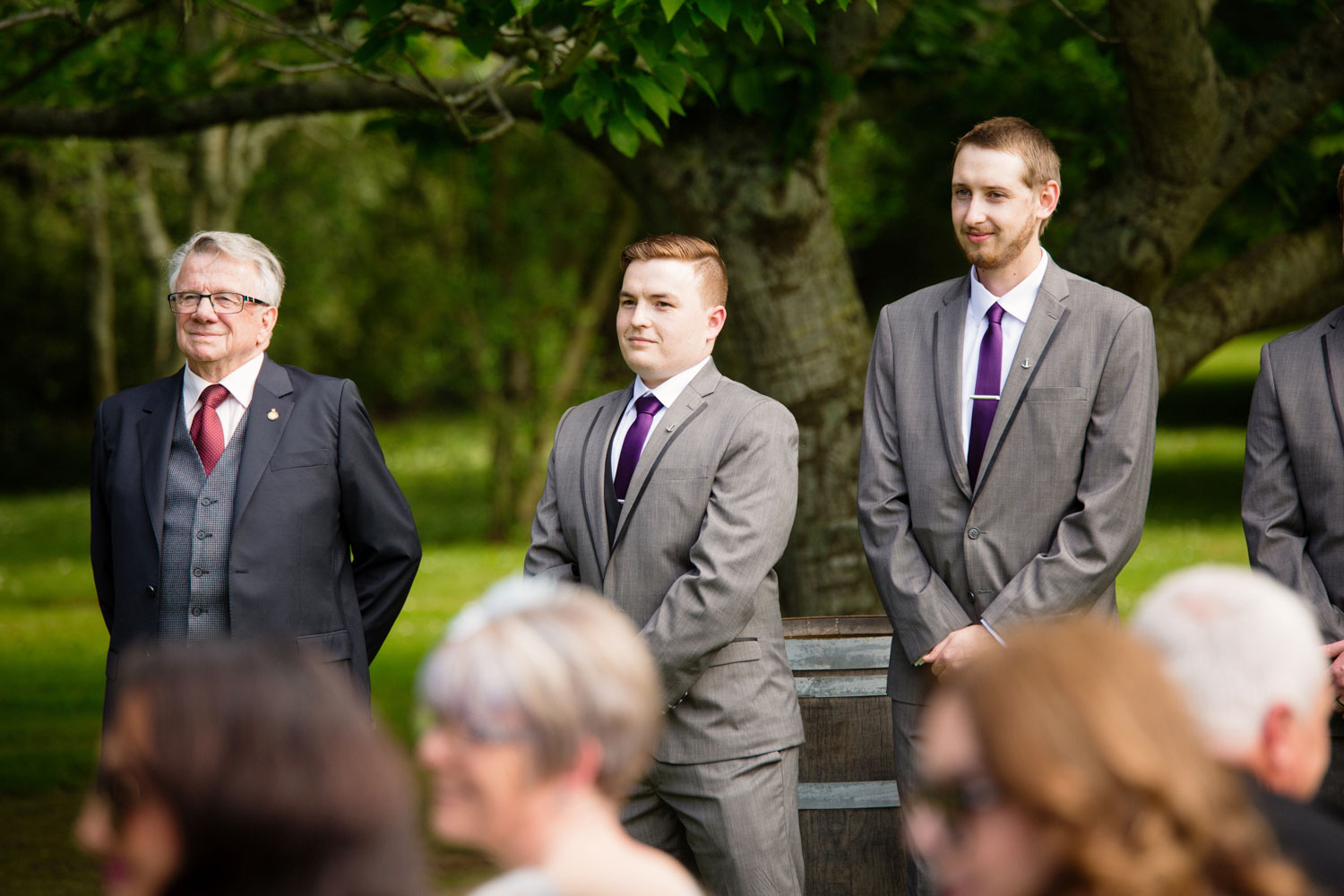 groom waiting for bride