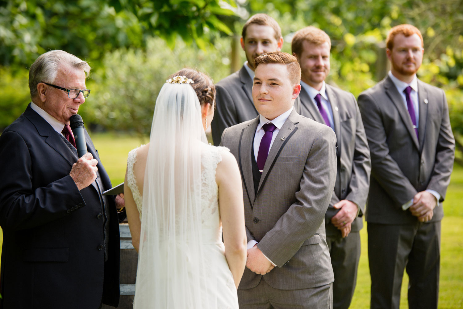 bride and groom ceremony