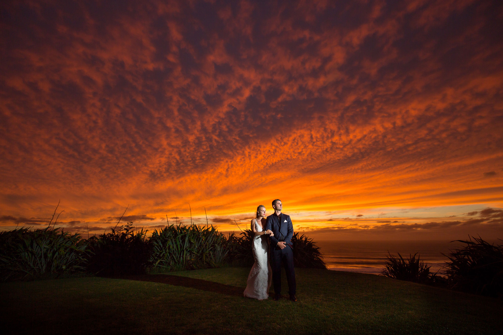 castaways sunset wedding photo