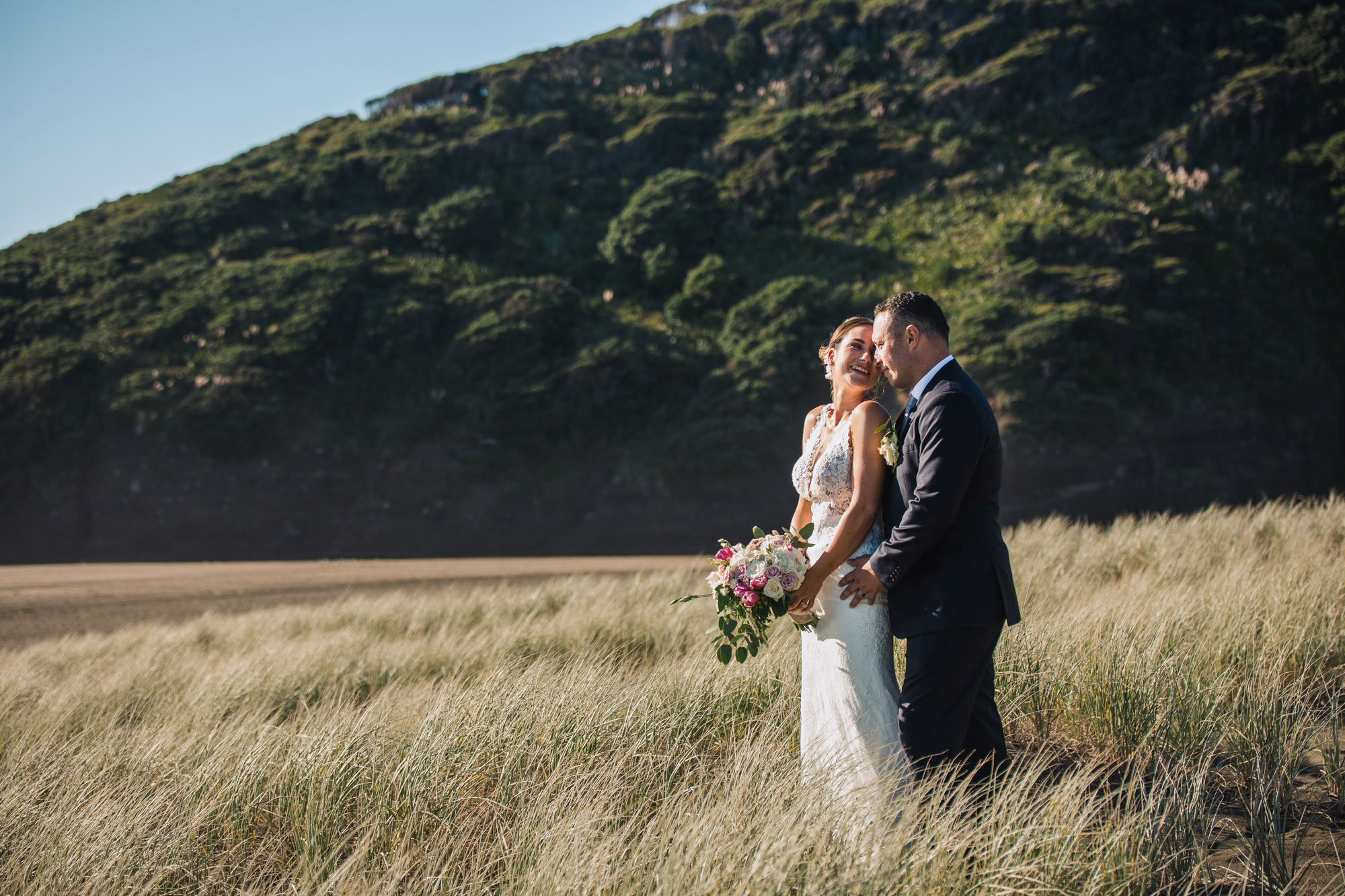 bethells beach wedding photo