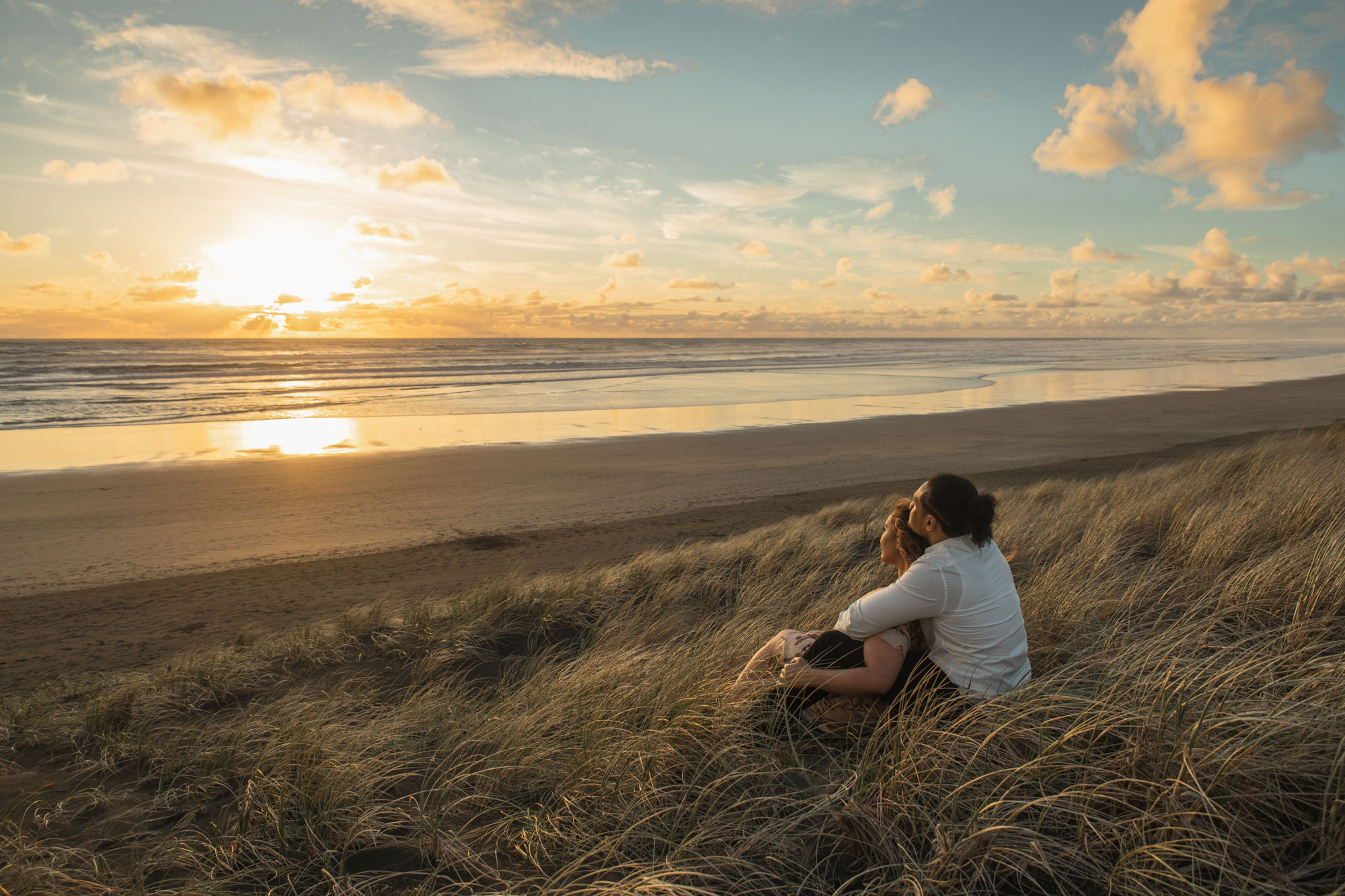 auckland sunset engagement photo