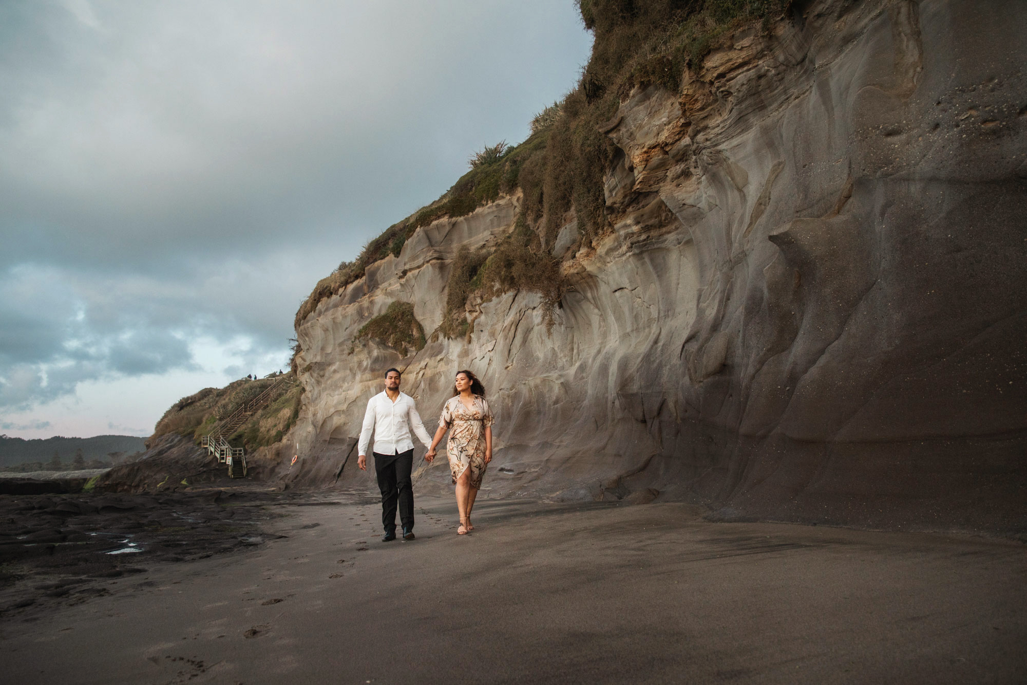 couple photo shoot at muriwai auckland