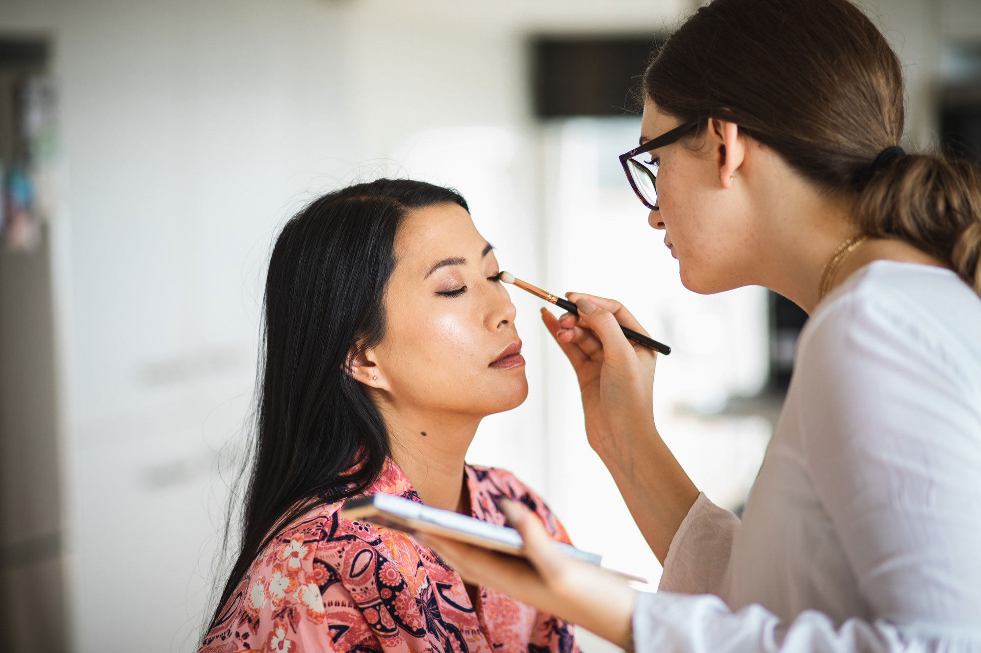 bride make up in the morning