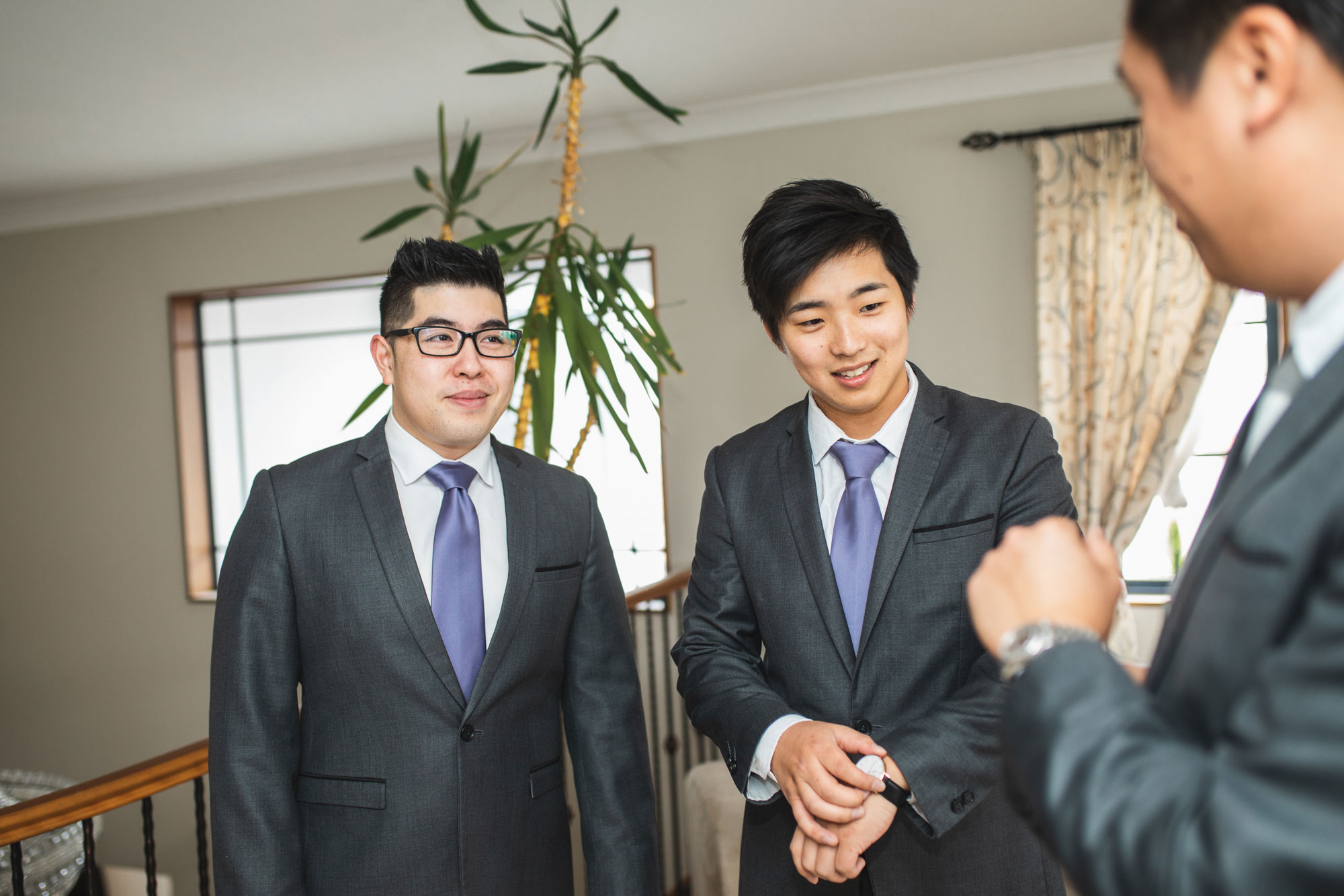 groomsmen getting ready