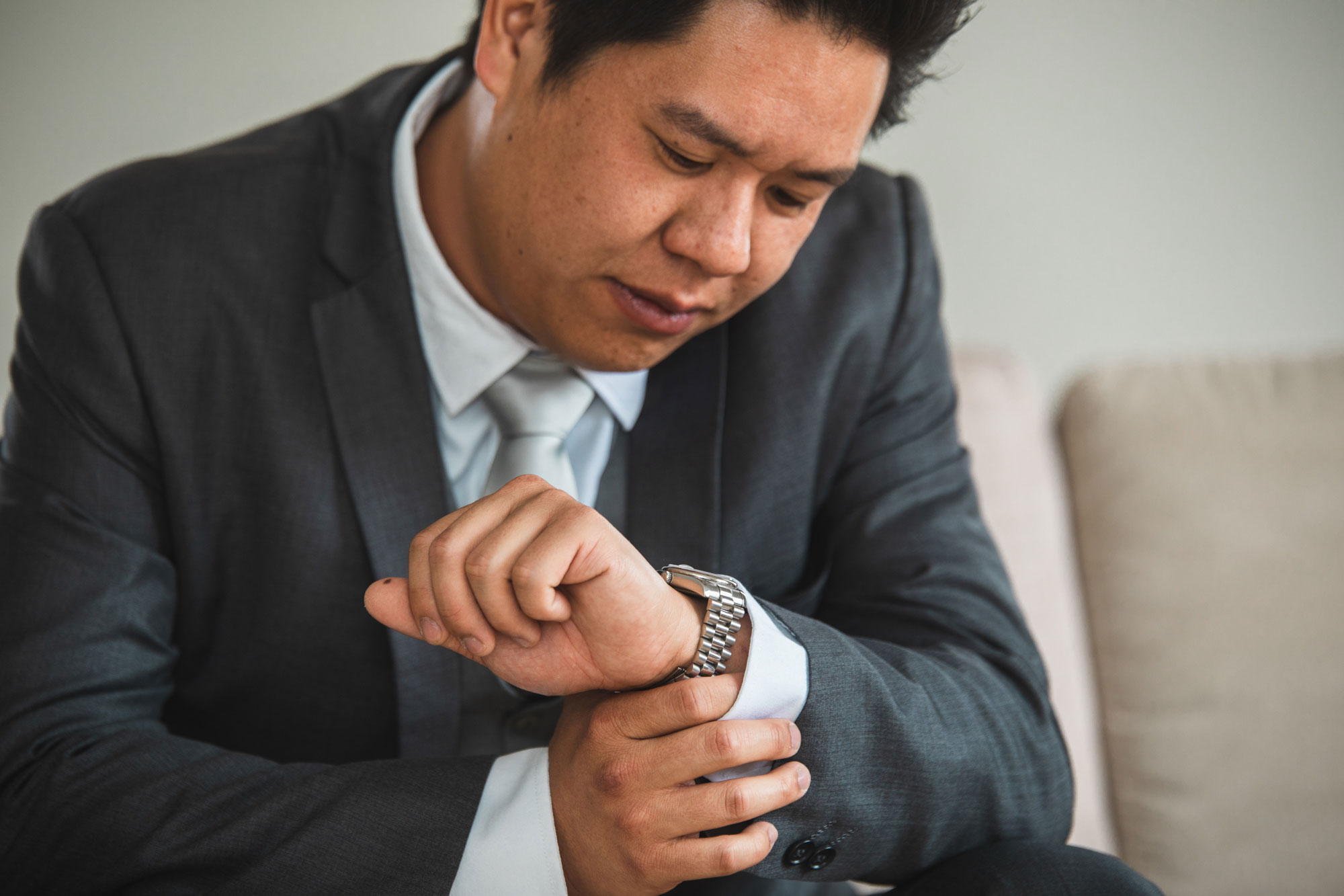 groom portrait