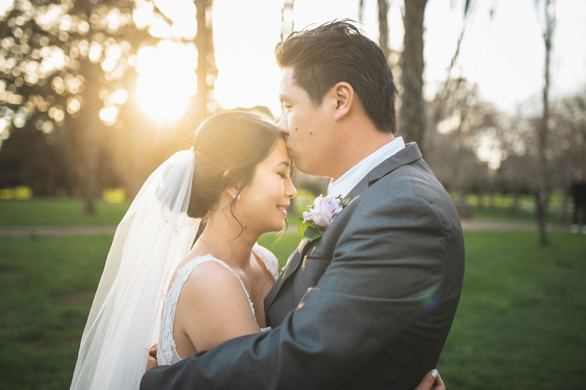 cornwall park golden hour wedding photo