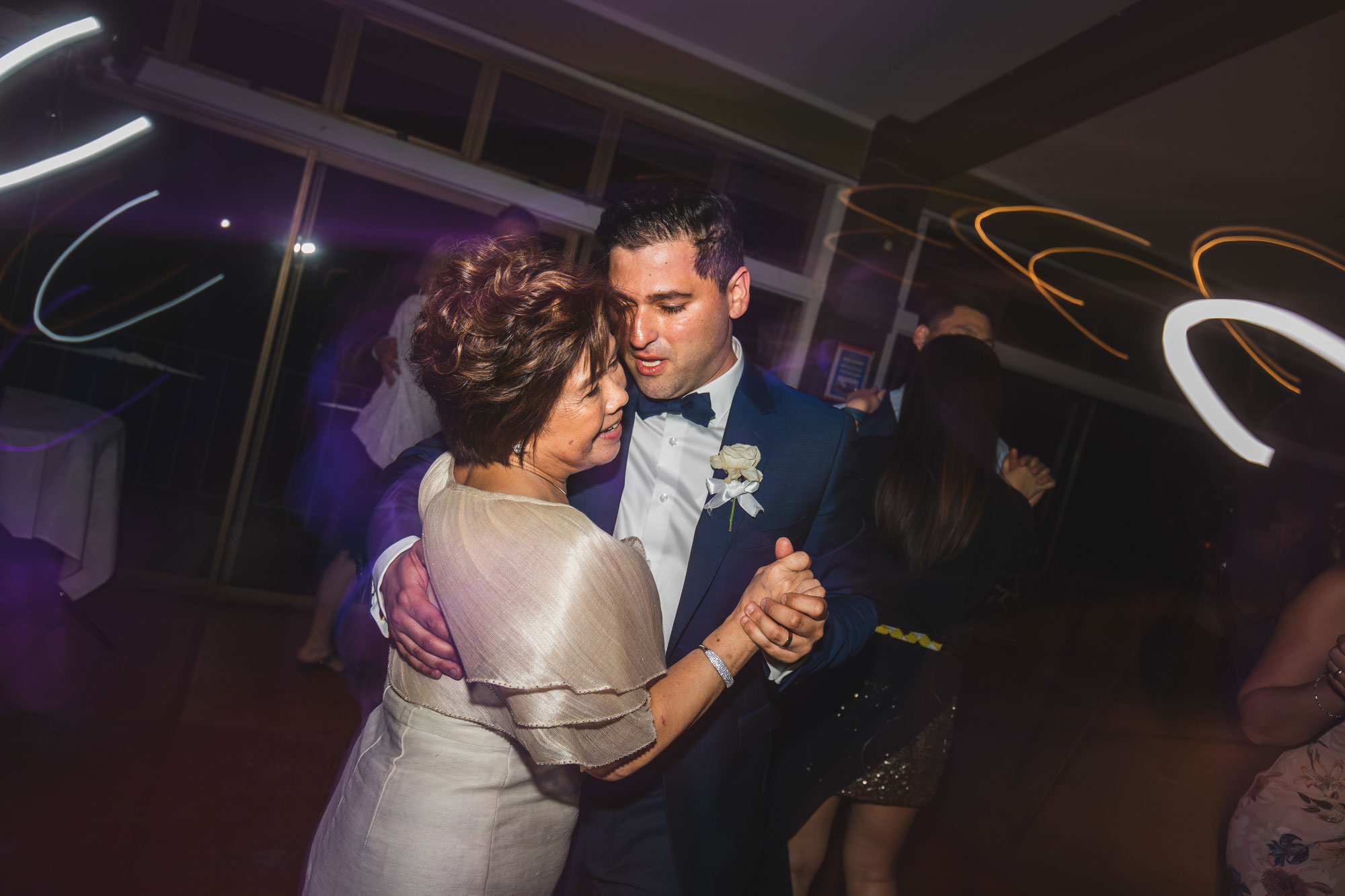auckland wedding groom and mother dance
