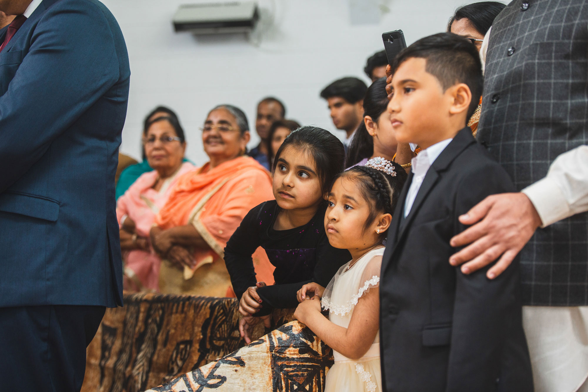 children at the wedding