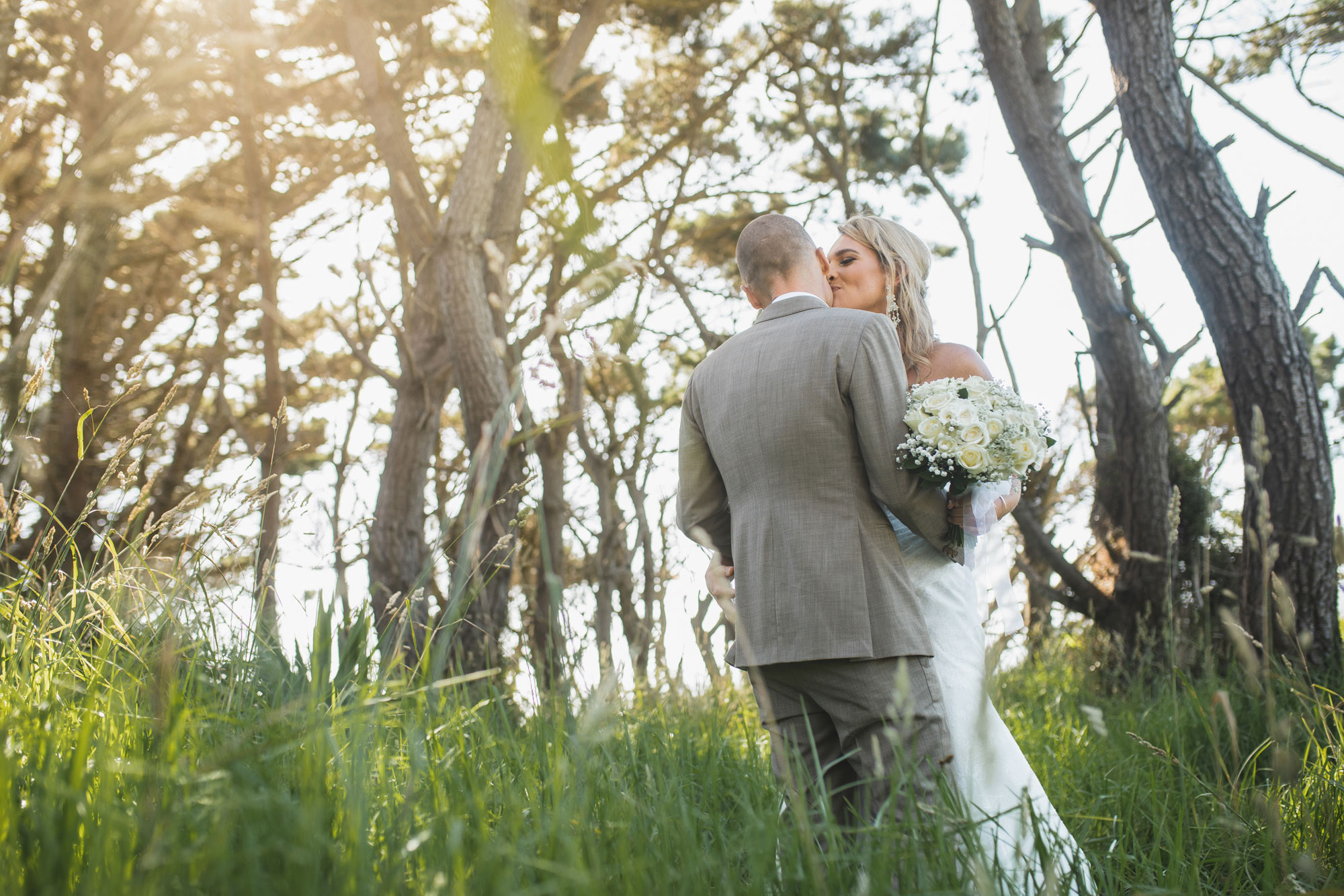 bride and groom at castaways resort