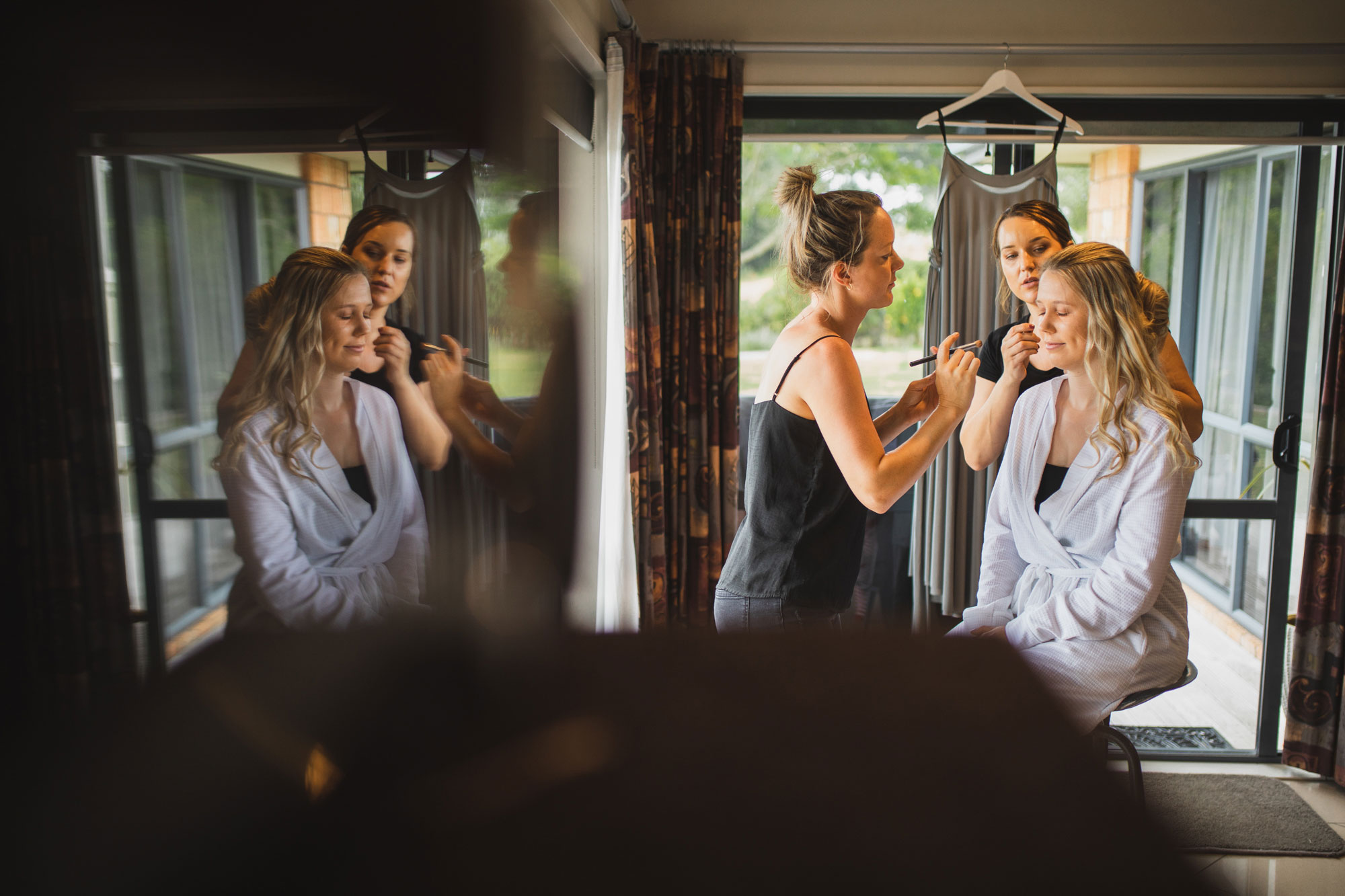 auckland wedding bride getting ready