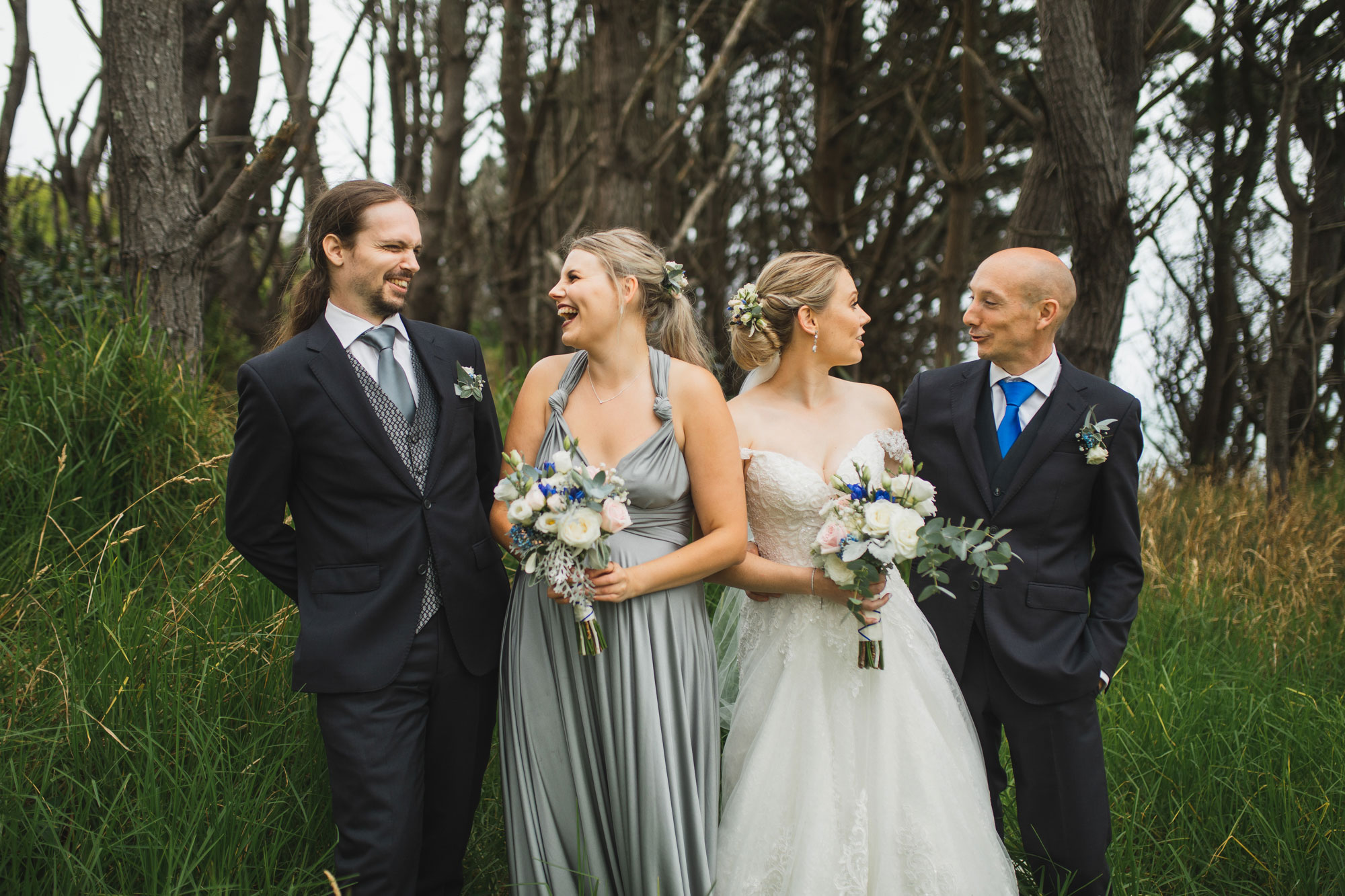 castaways auckland wedding bridal party photo