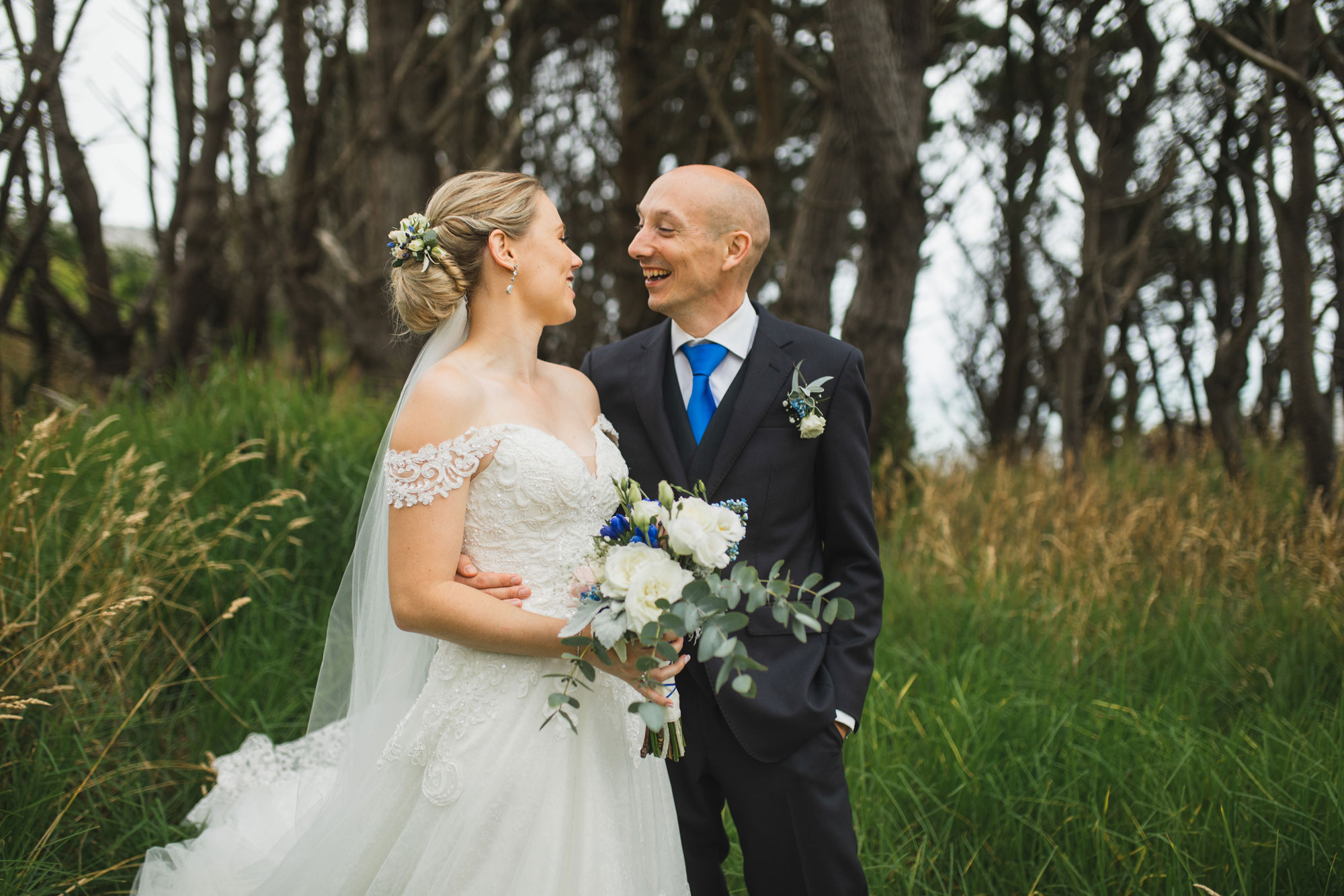 castaways auckland wedding bride and groom having fun