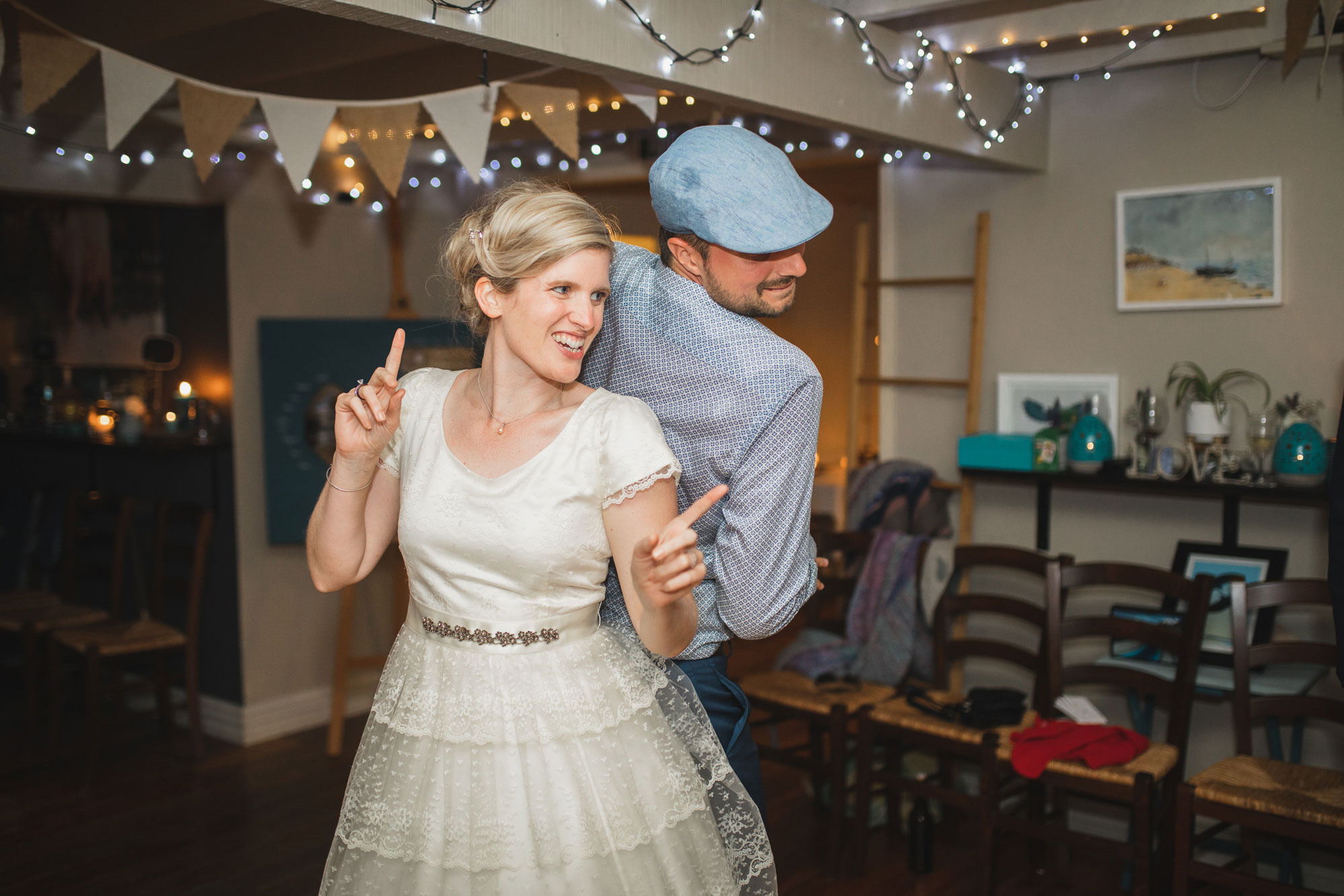 christchurch wedding couple dancing