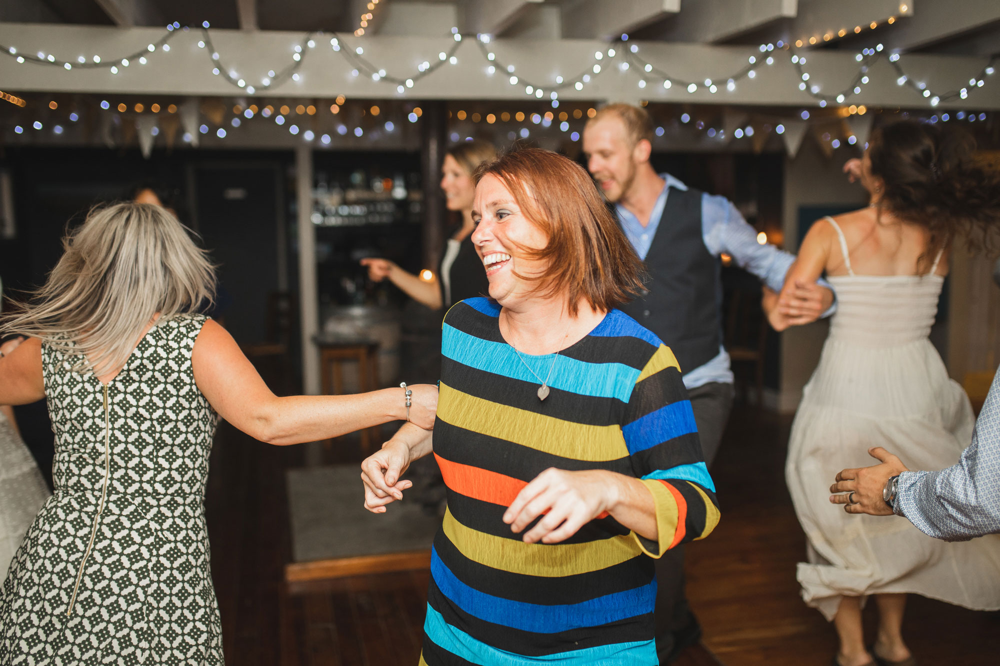 christchurch wedding guests dancing