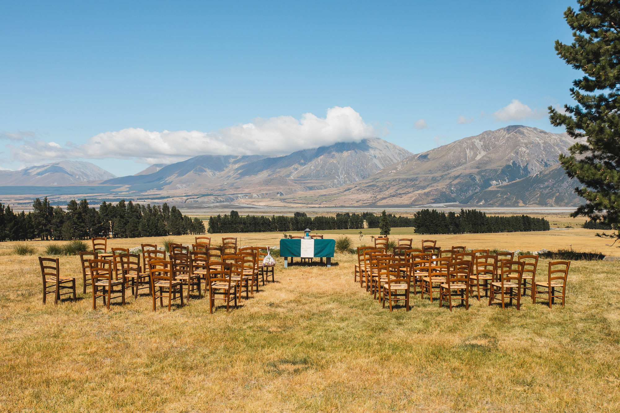 mt potts lodge wedding ceremony