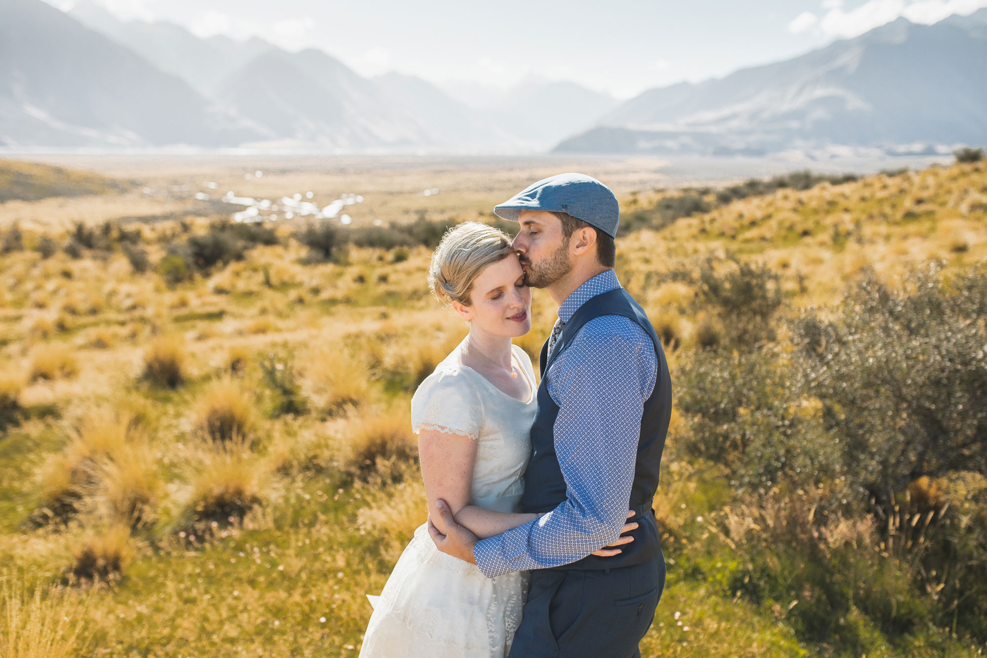 groom kissing bride mt sunday