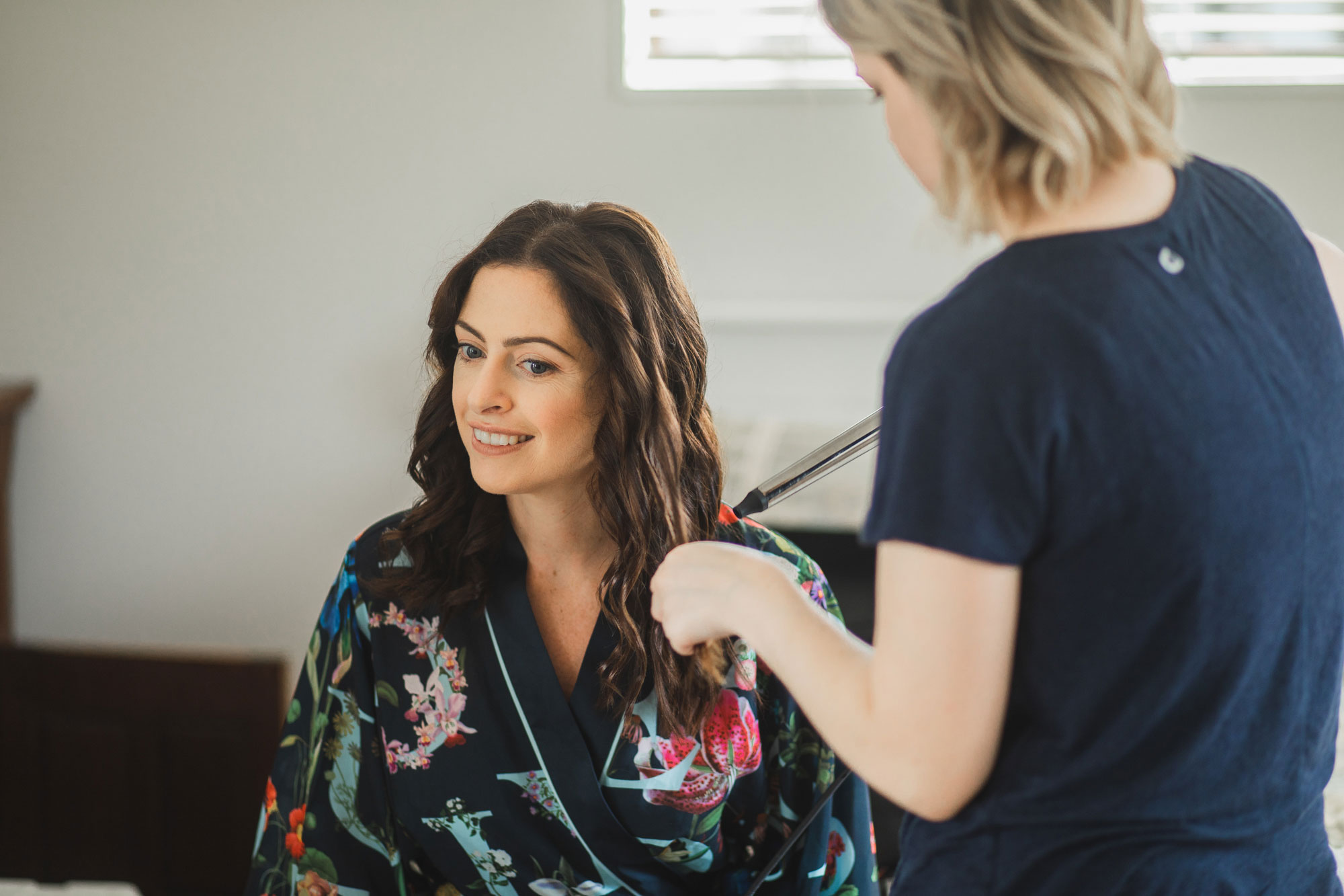 auckland wedding bridesmaid getting ready