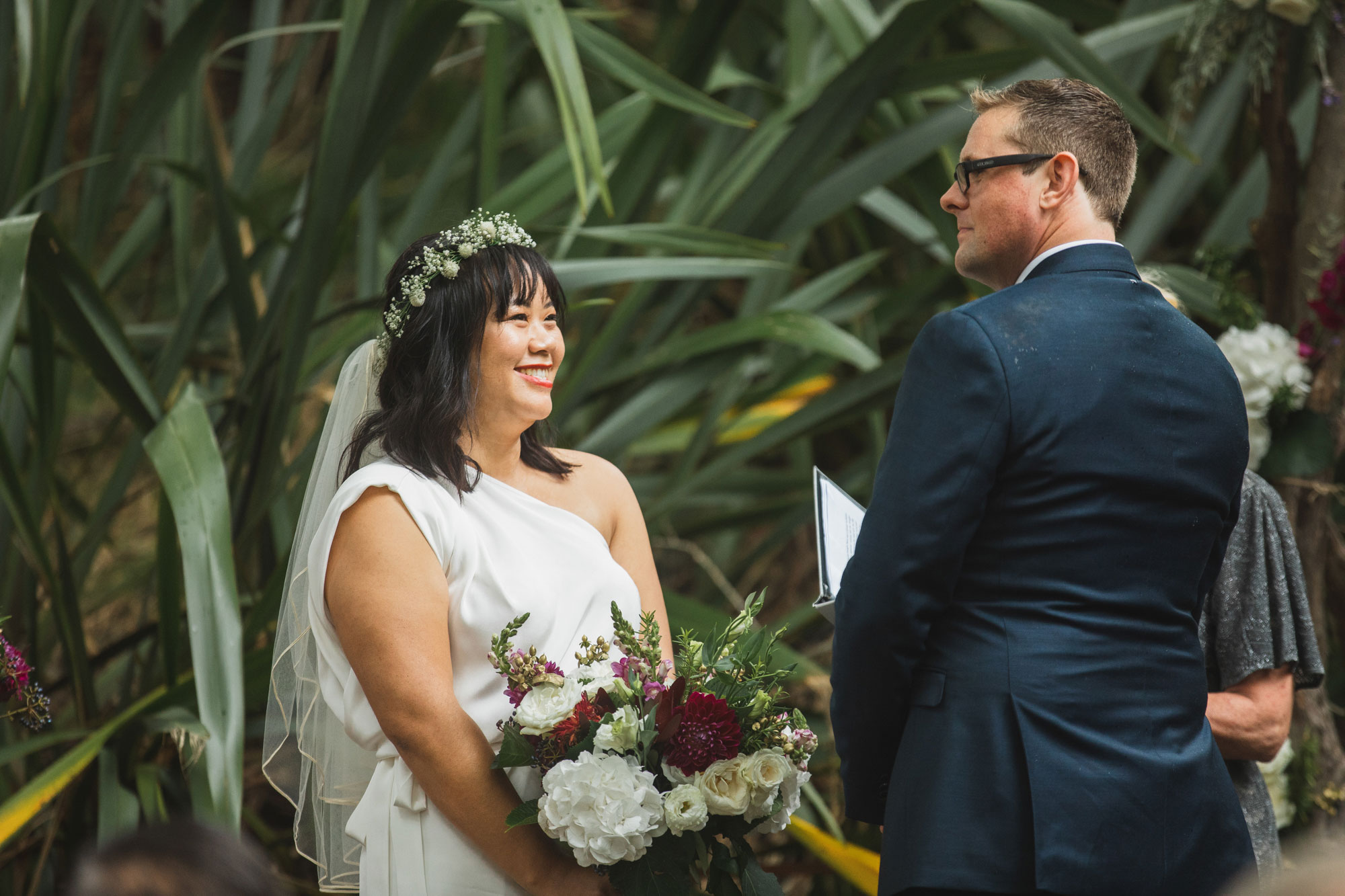 auckland waterfall farm wedding bride ceremony