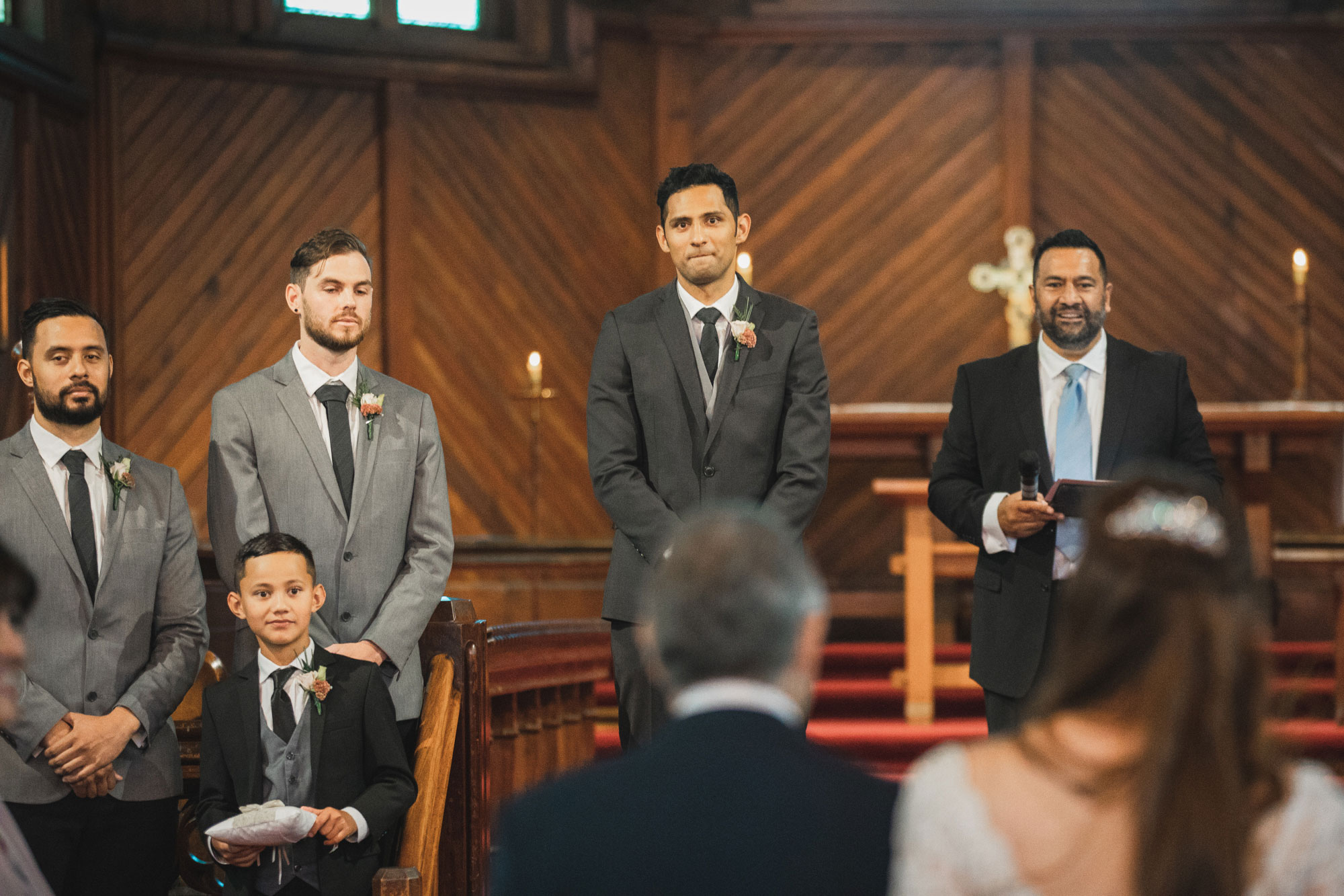 auckland groom waiting for bride