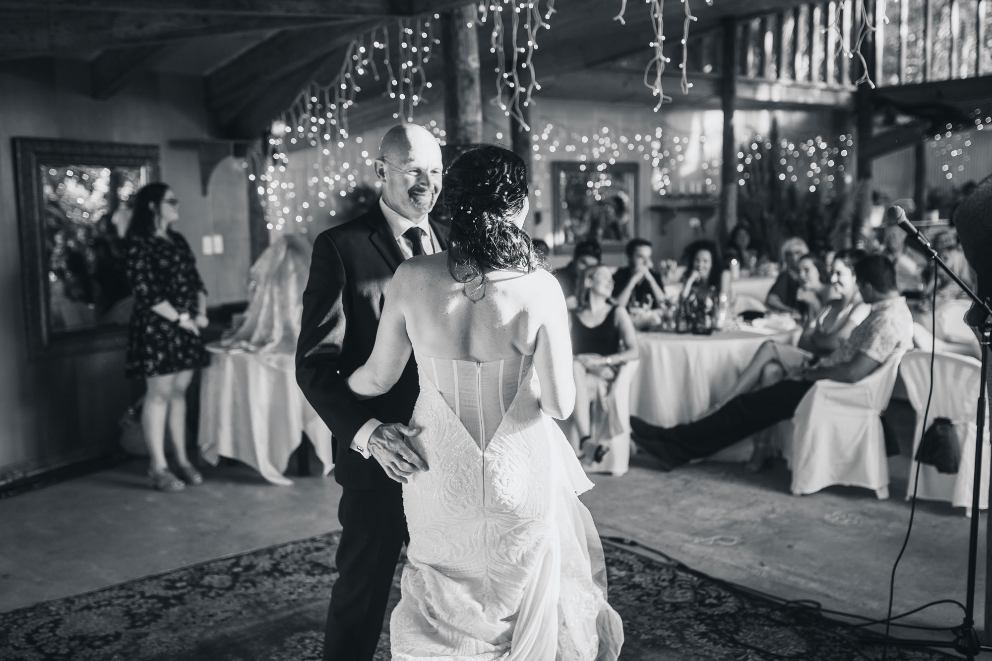 bride and groom first dance