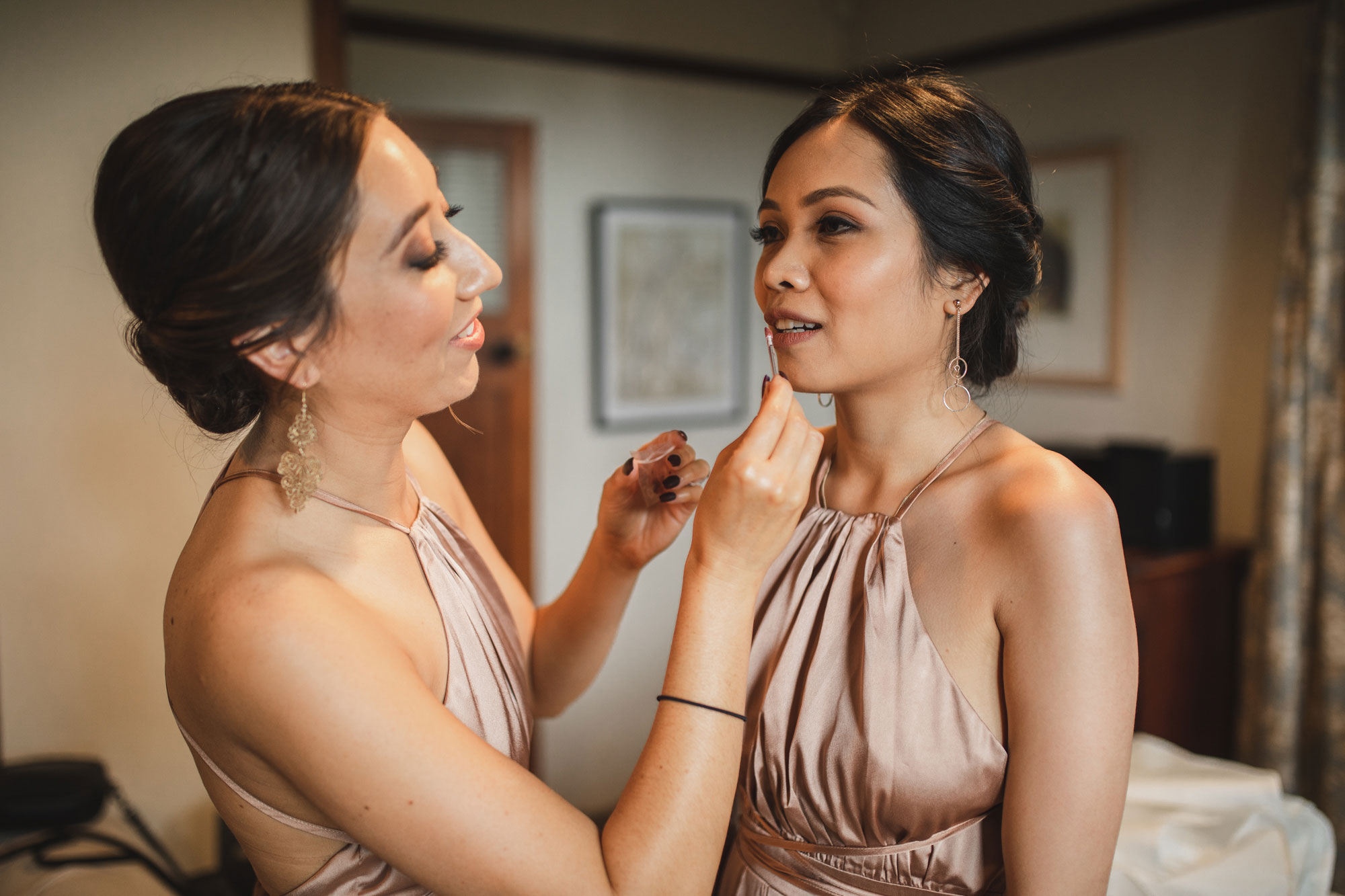 hawke's bay wedding bridesmaids getting ready