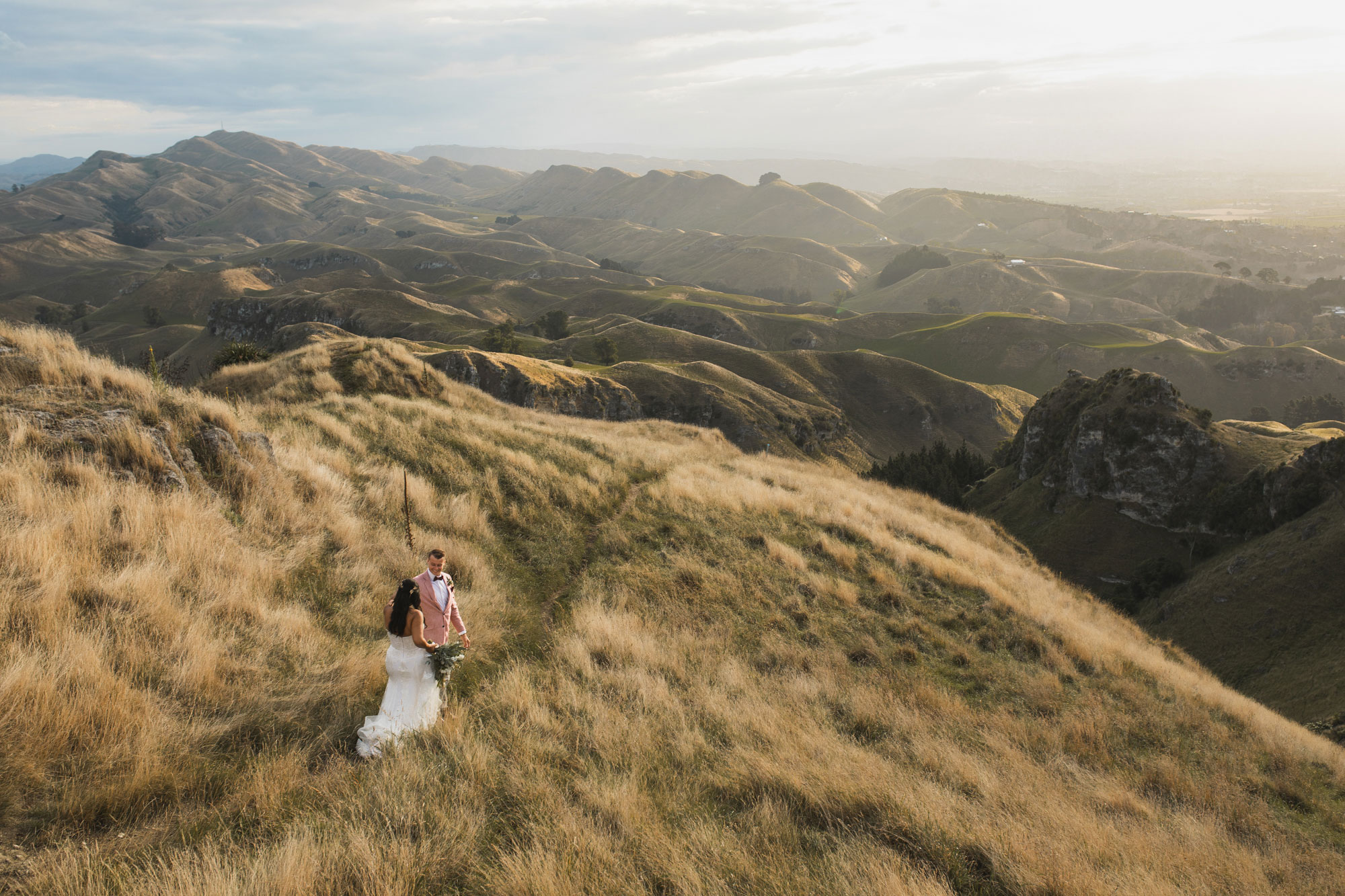 hawke's bay wedding te mata peak couple photo